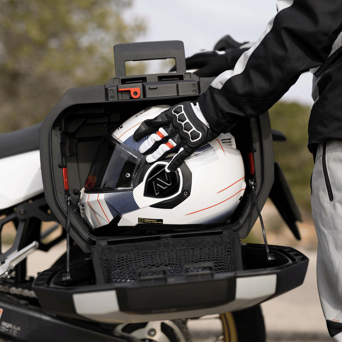 MALETAS LATERALES EXPANDIBLES SH38X