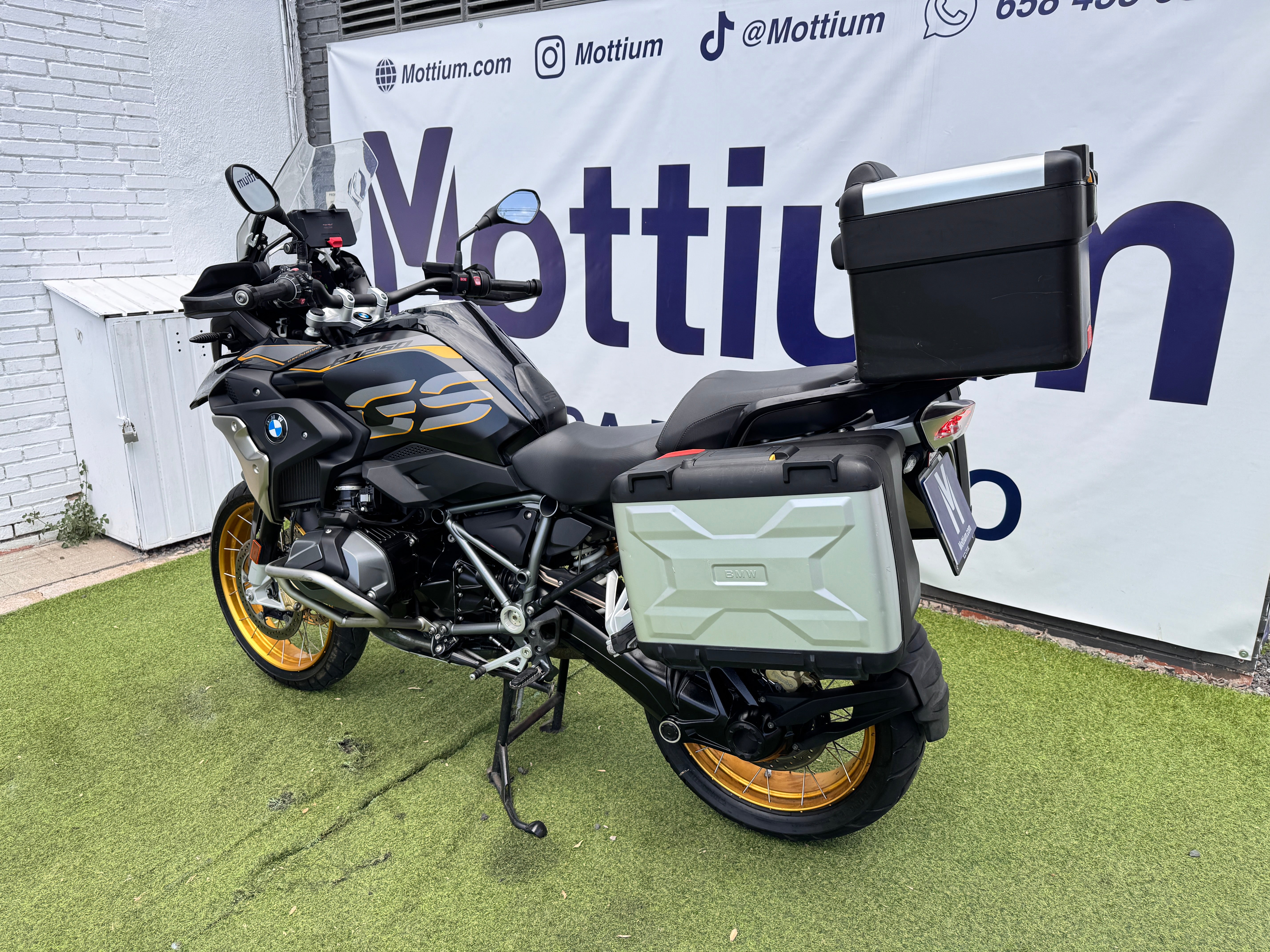 BMW R1250GS EXCLUSIVE