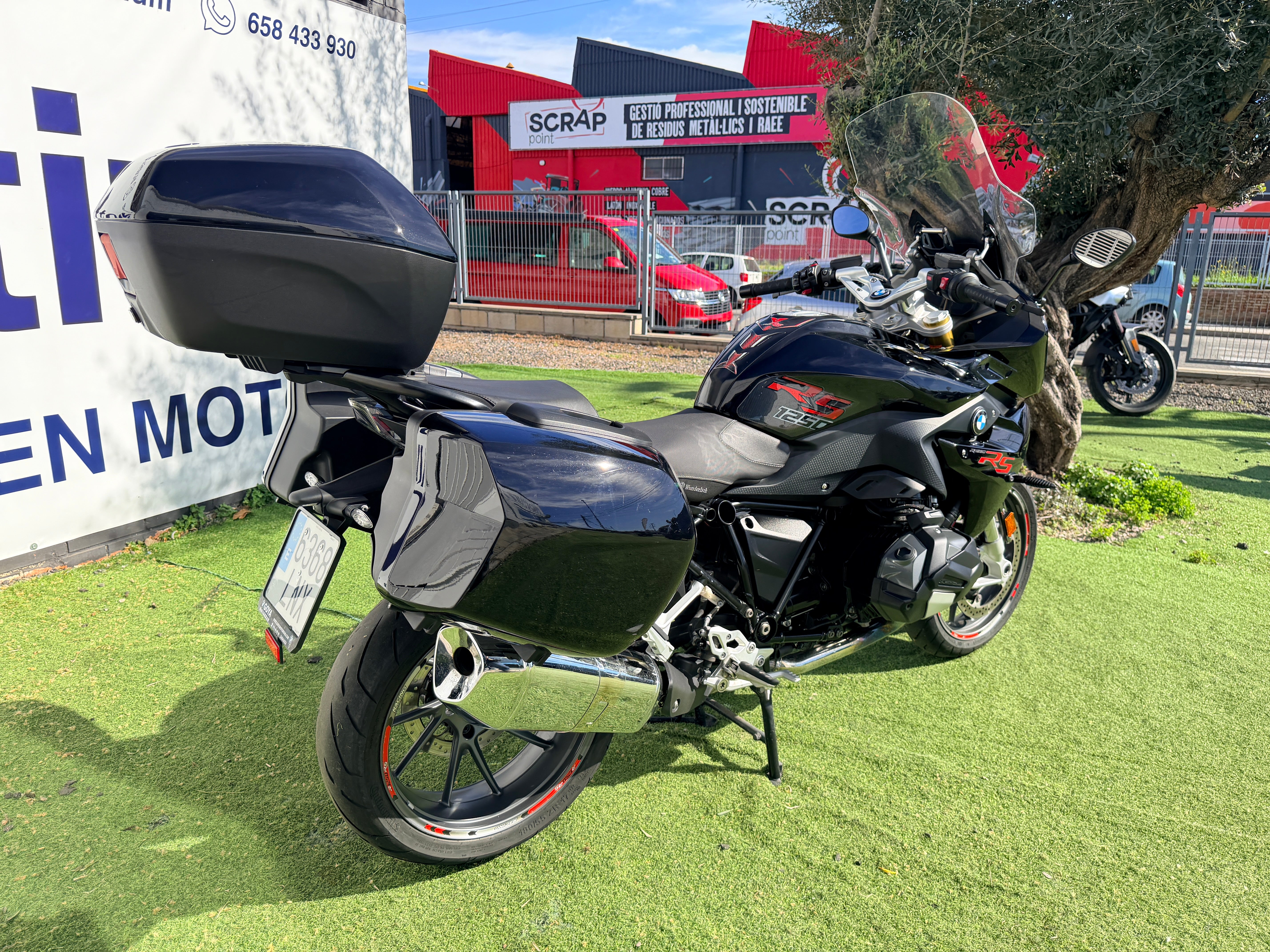 BMW R1250RS TRIPLEBLACK