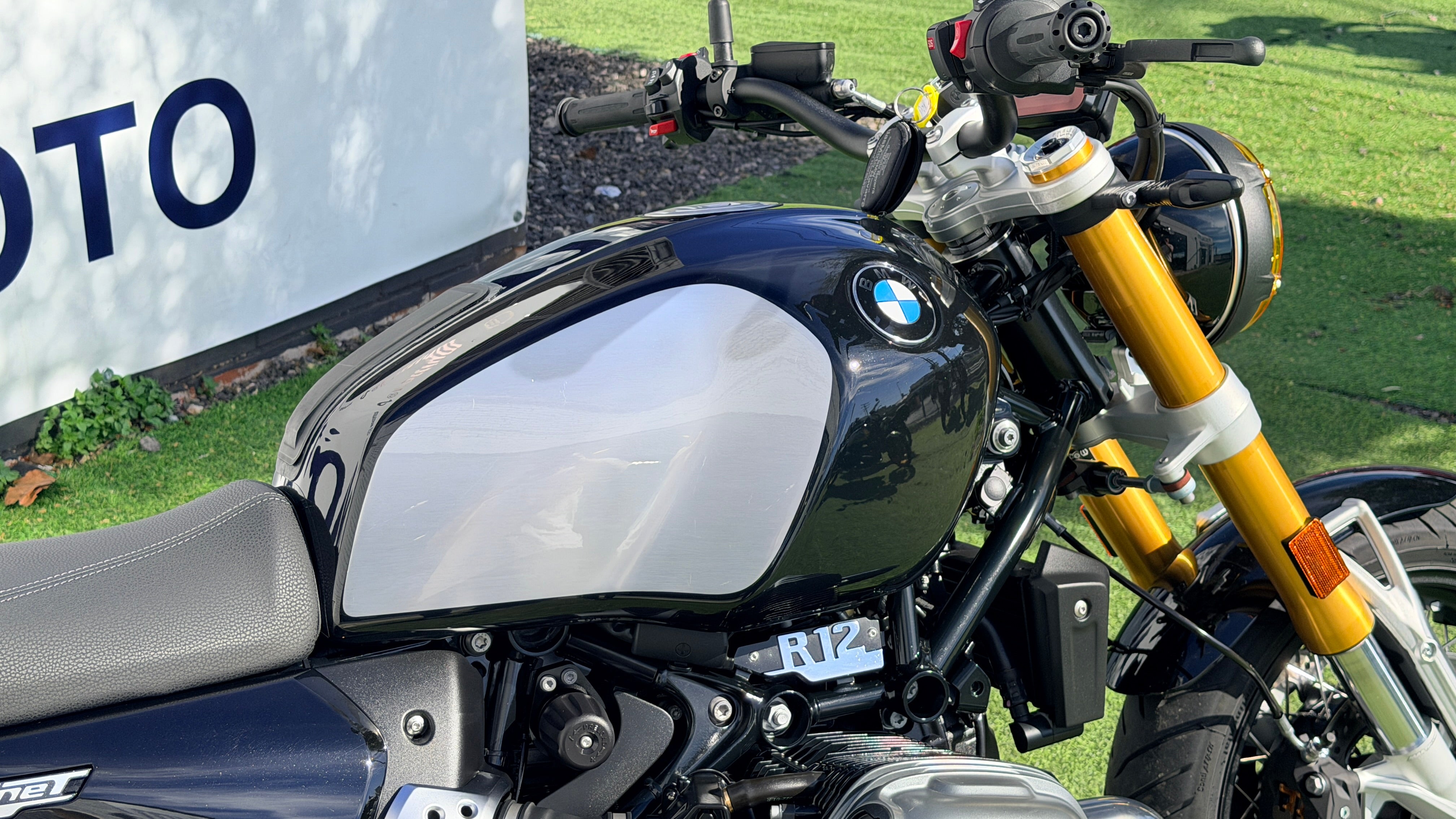 BMW R12 NineT