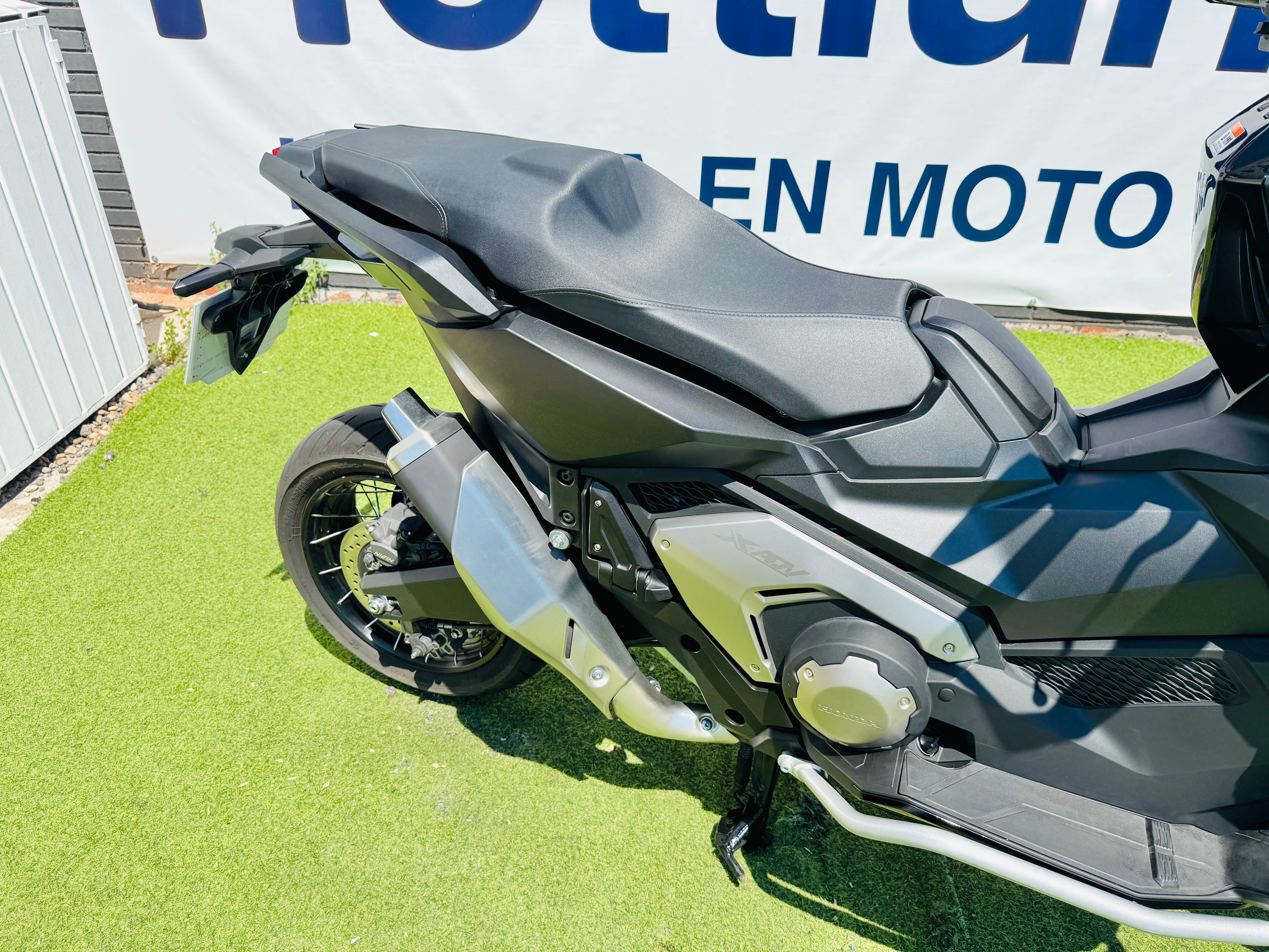 HONDA X-ADV 750