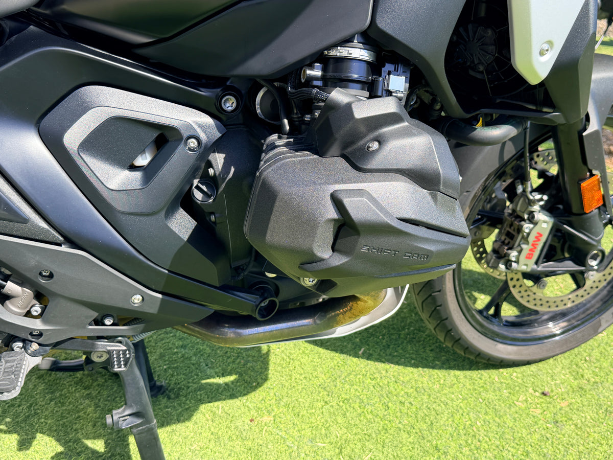 BMW R1300GS TRIPLE BLACK