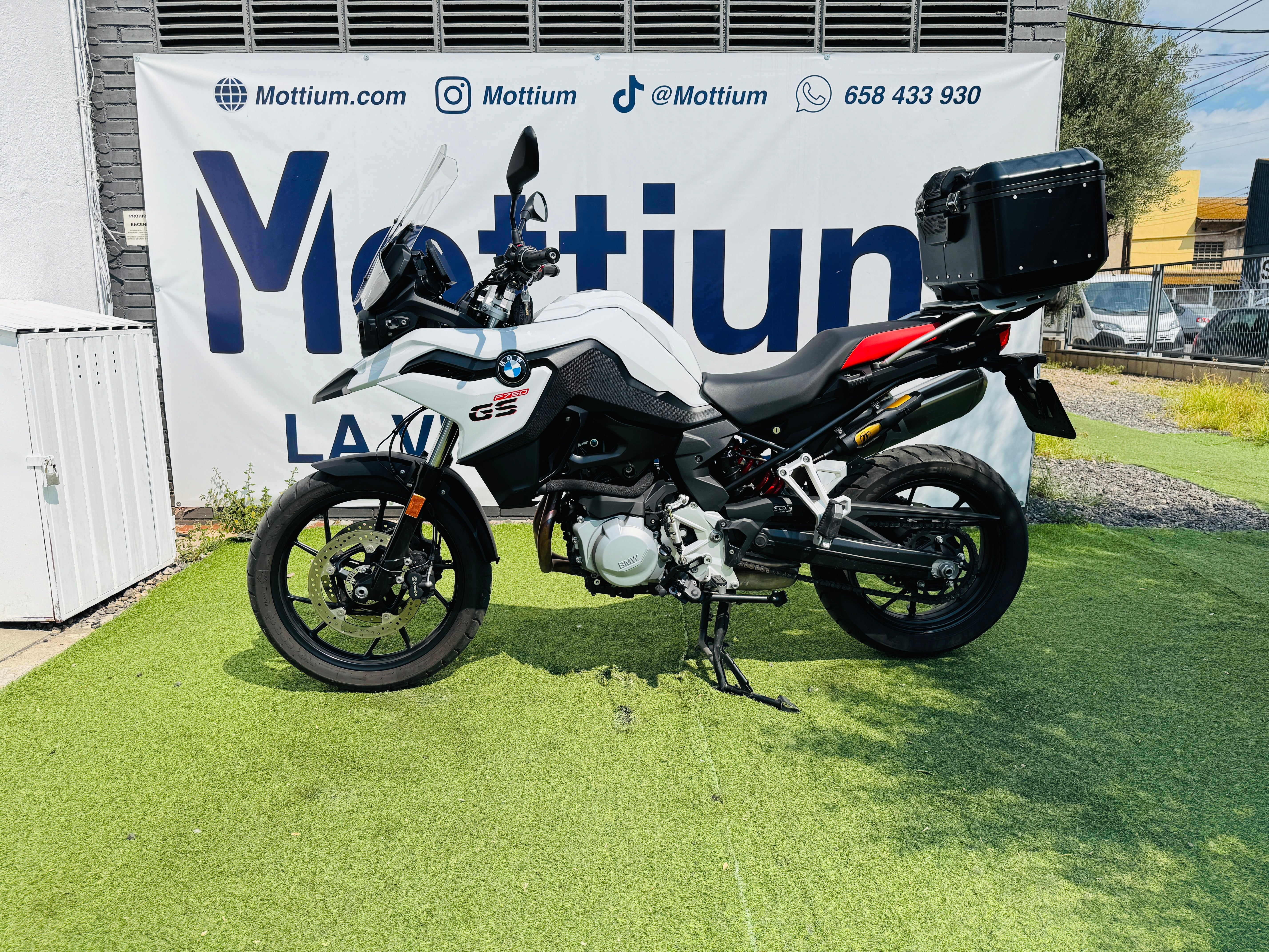 BMW F750GS