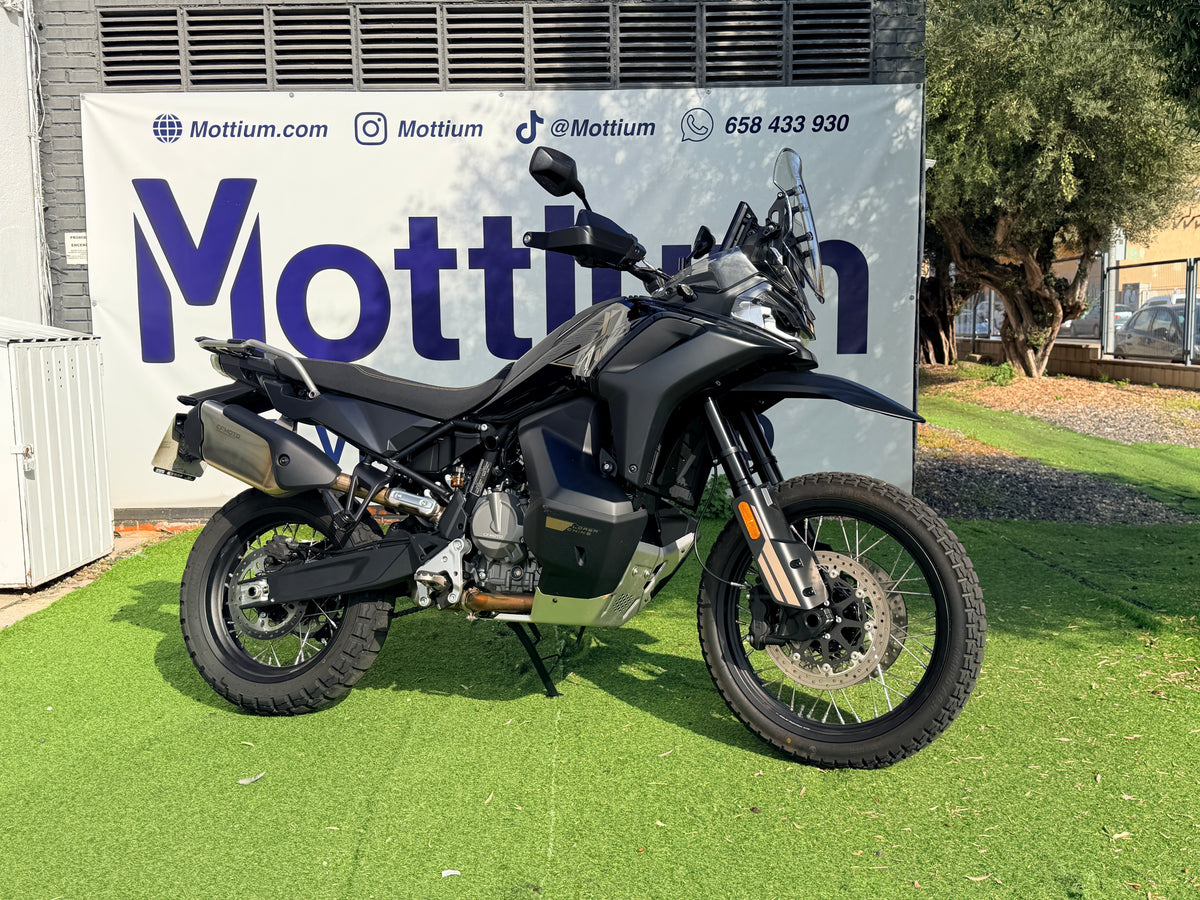 CFMOTO 800MT-X