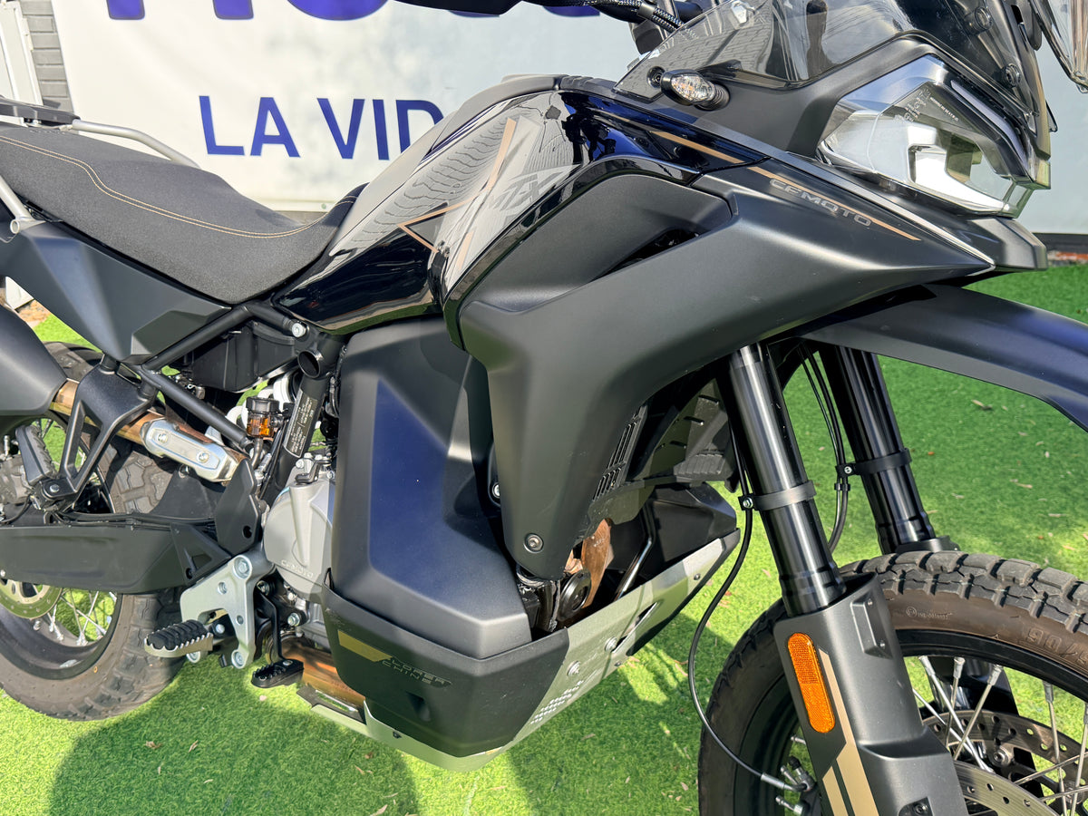 CFMOTO 800MT-X