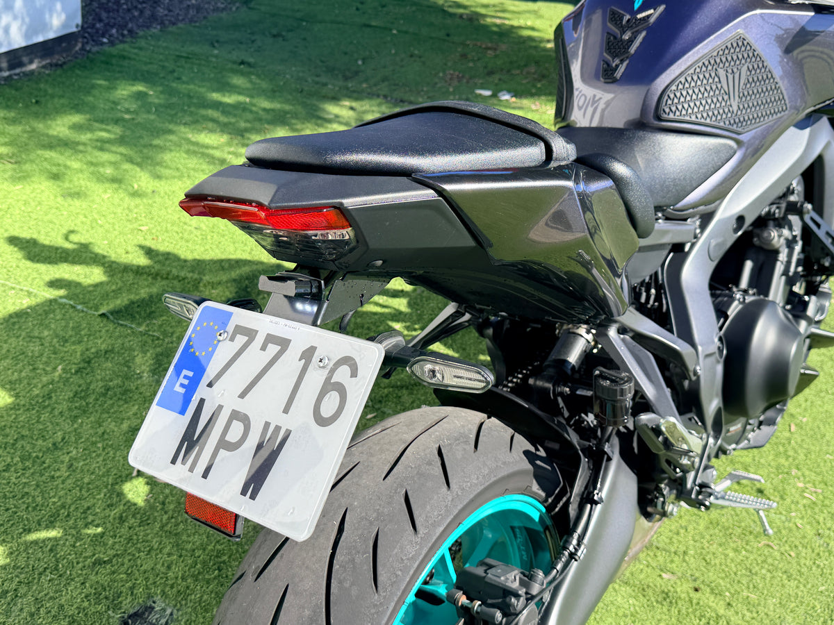 YAMAHA MT-09
