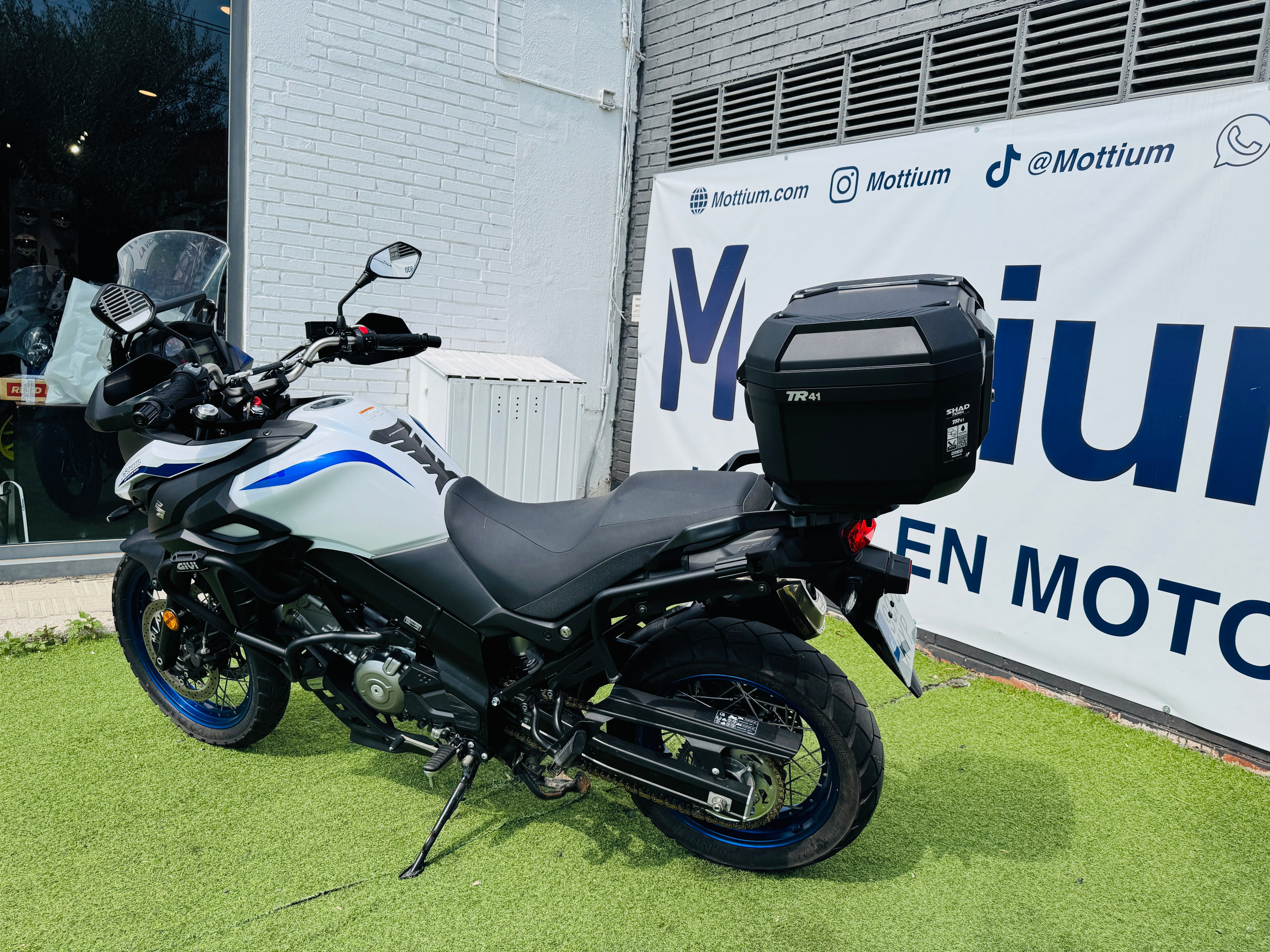 SUZUKI V-STROM 650 XT