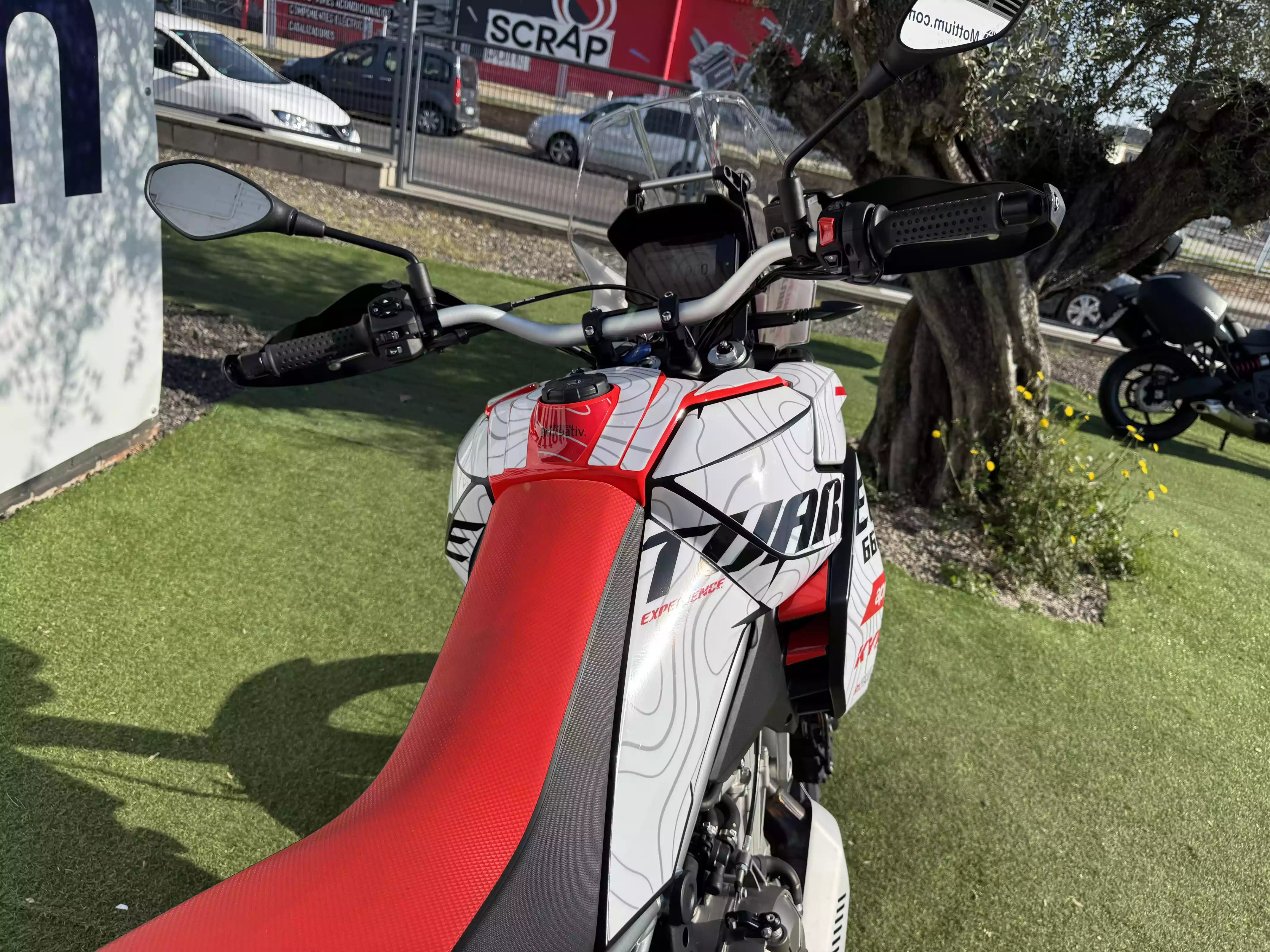 APRILIA Tuareg 660