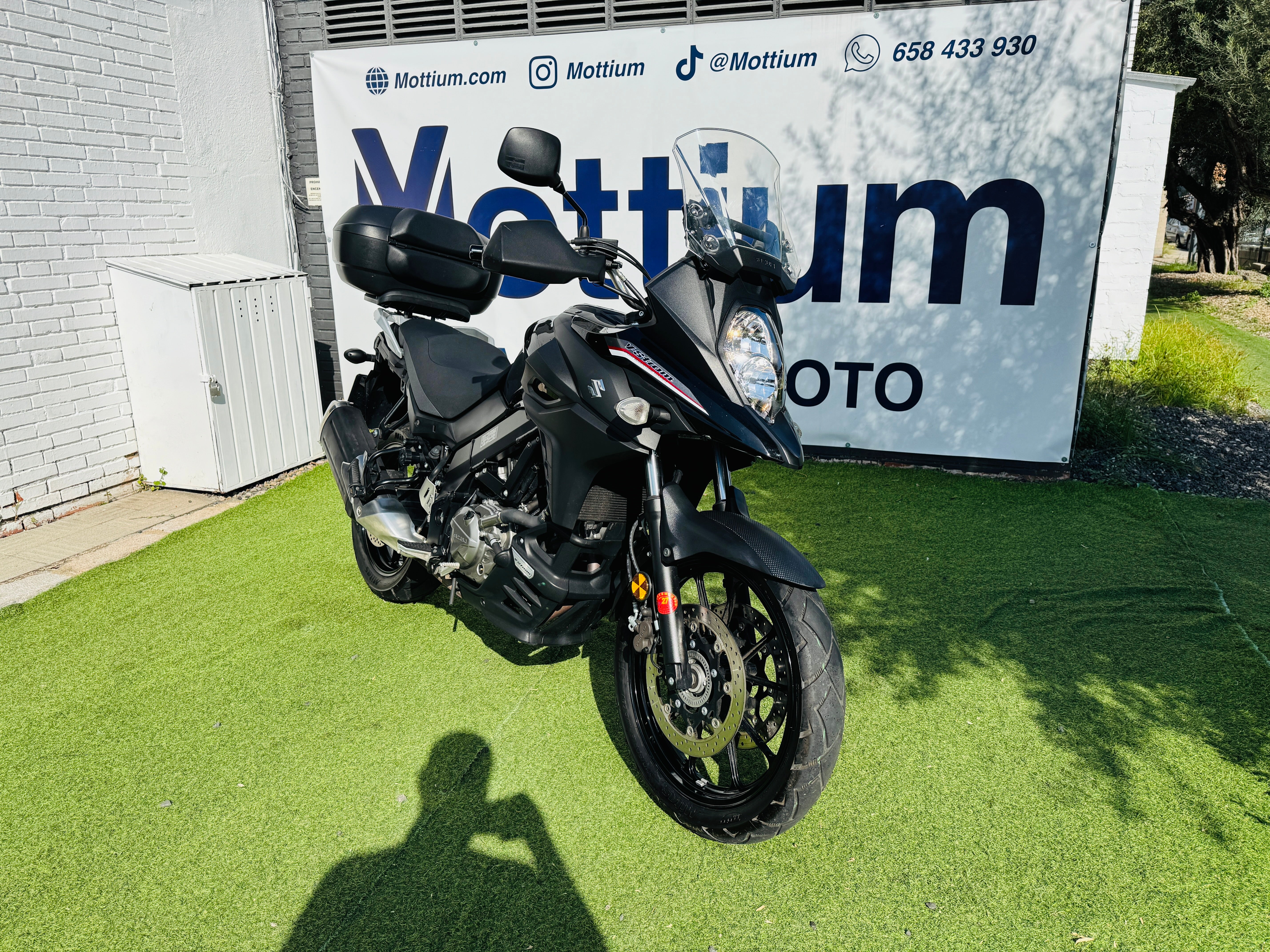 SUZUKI V-STROM 650