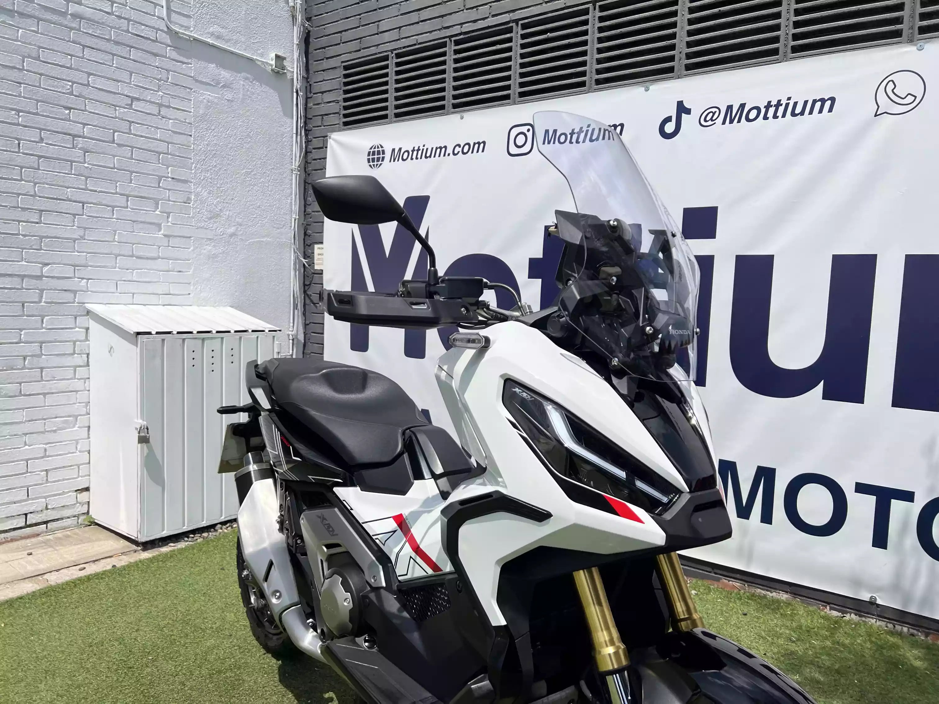 HONDA X-ADV