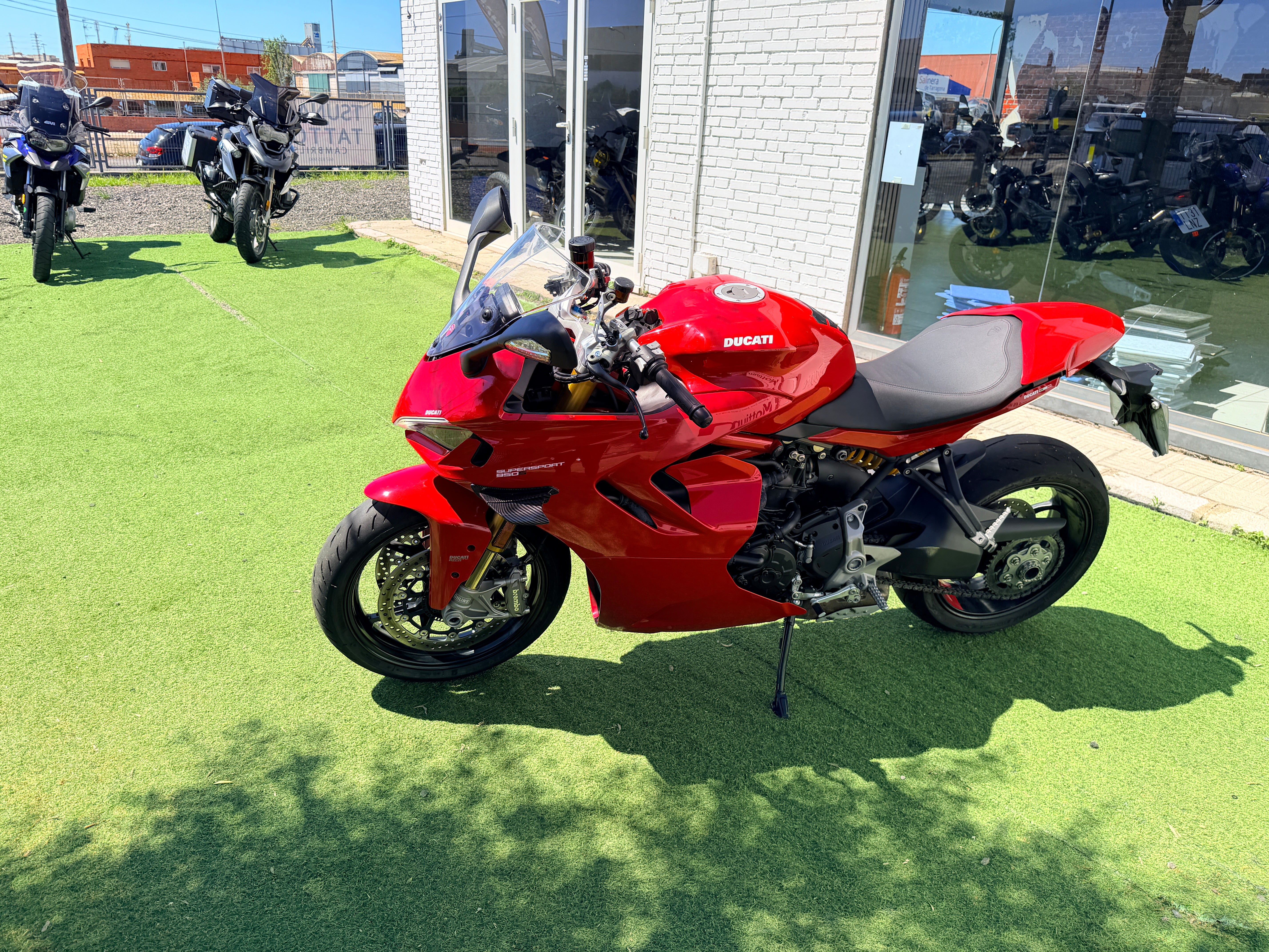 DUCATI SUPERSPORT 950S