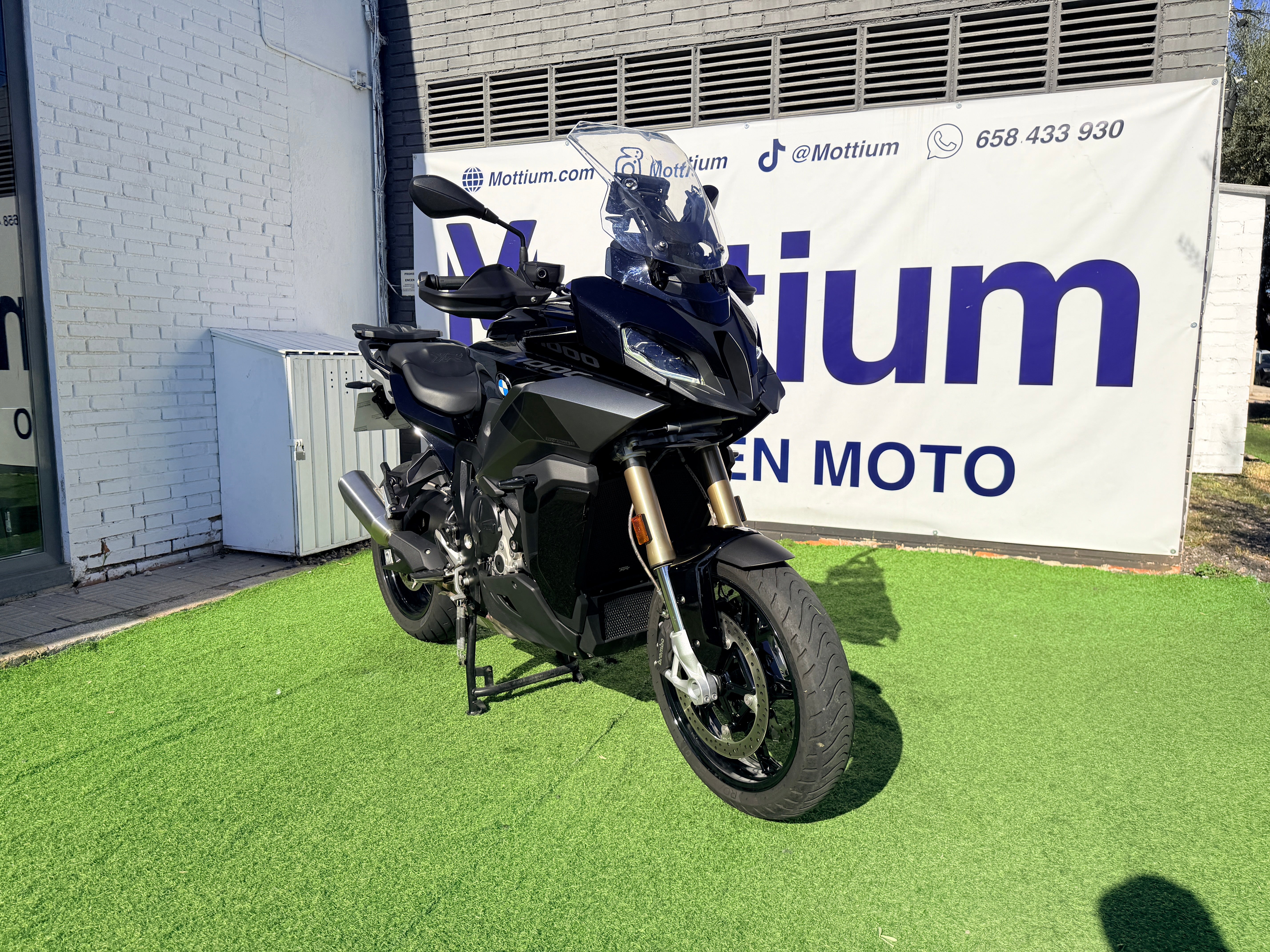 BMW S1000XR TRIPLE BLACK