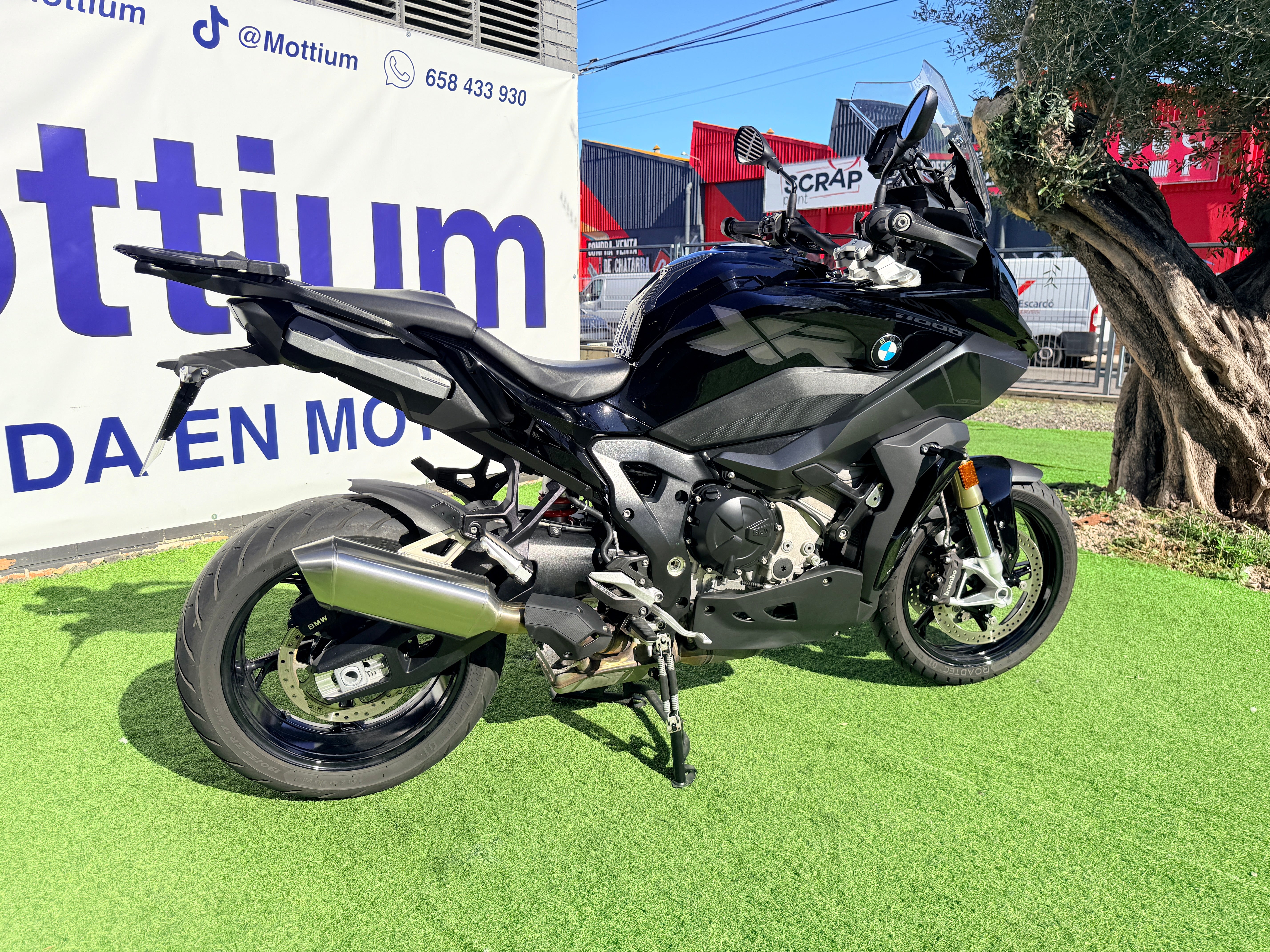 BMW S1000XR TRIPLE BLACK