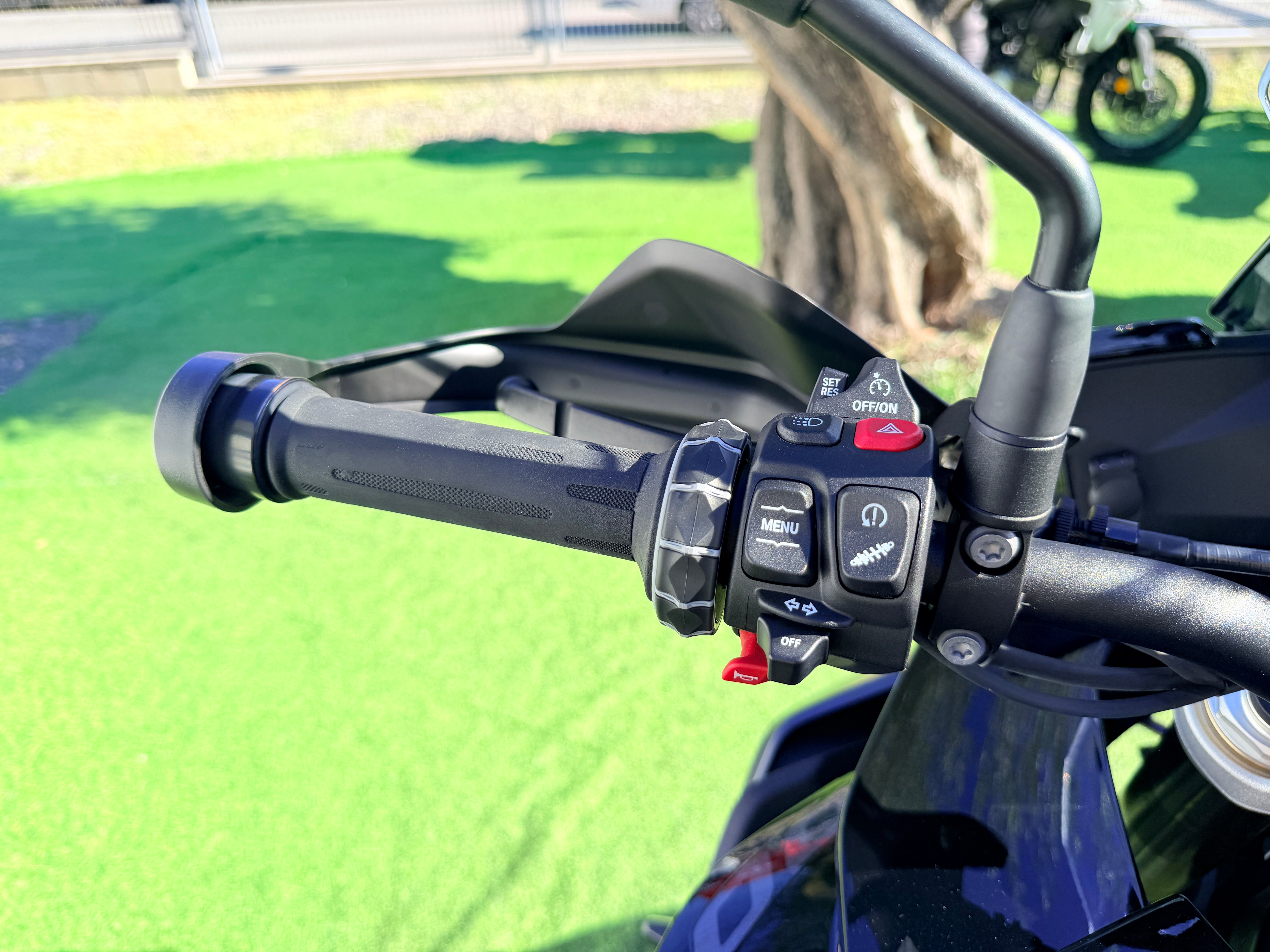 BMW S1000XR TRIPLE BLACK