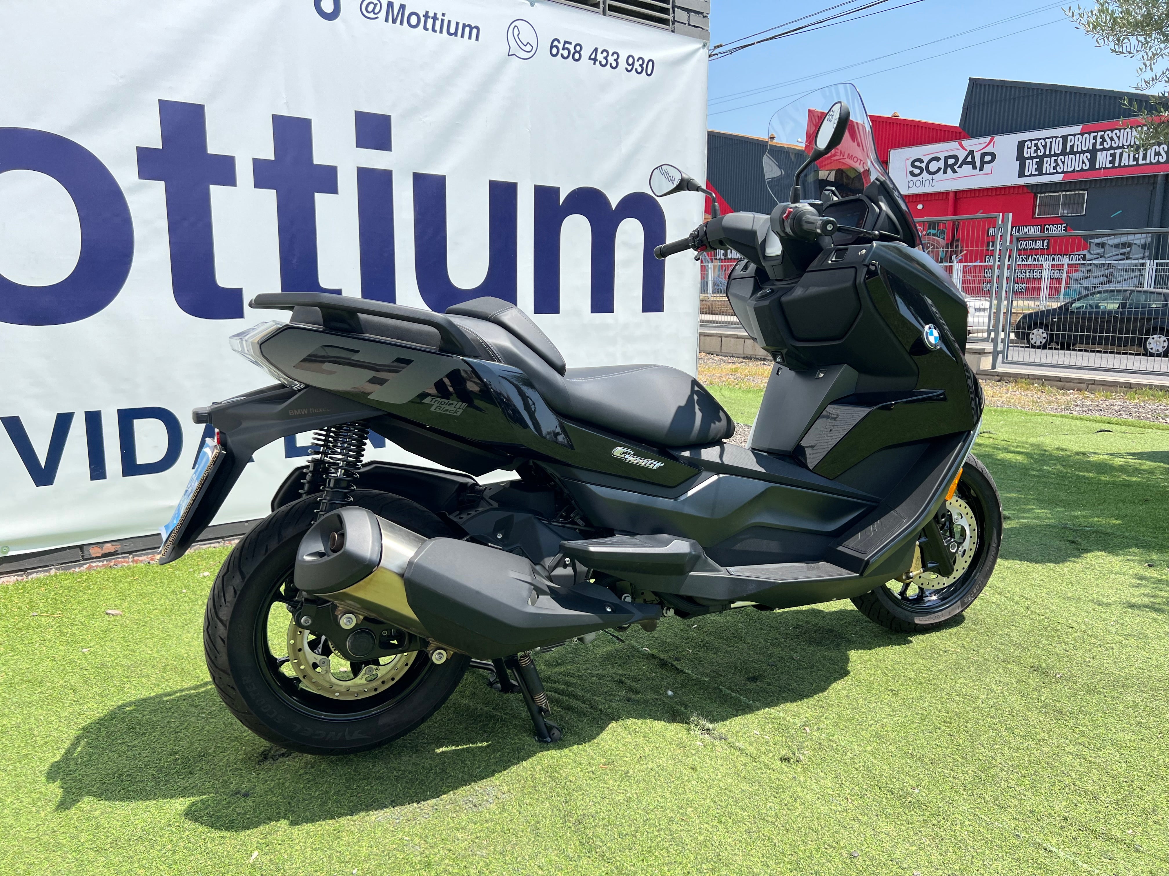BMW C400GT TRIPE BLACK