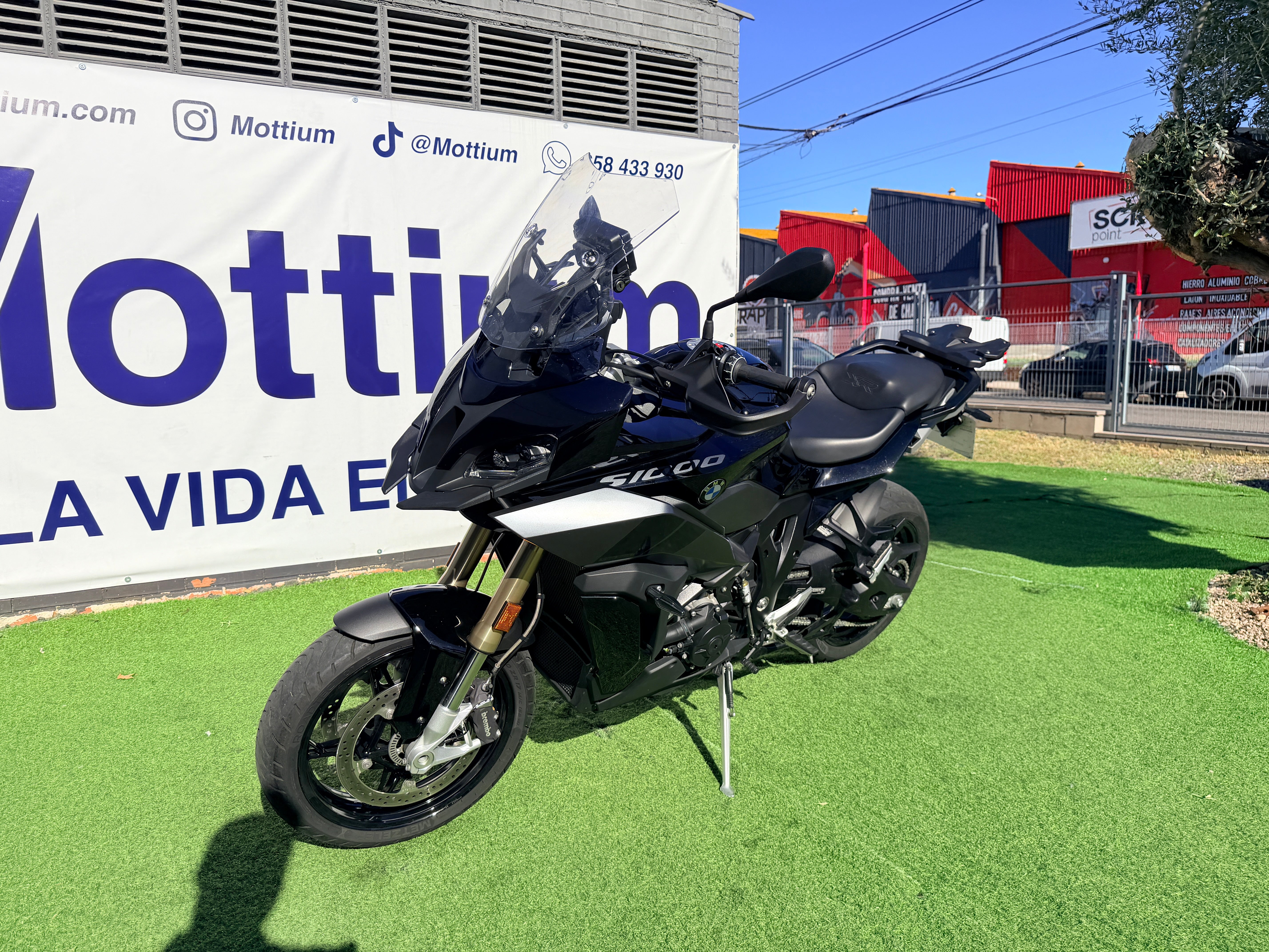 BMW S1000XR TRIPLE BLACK