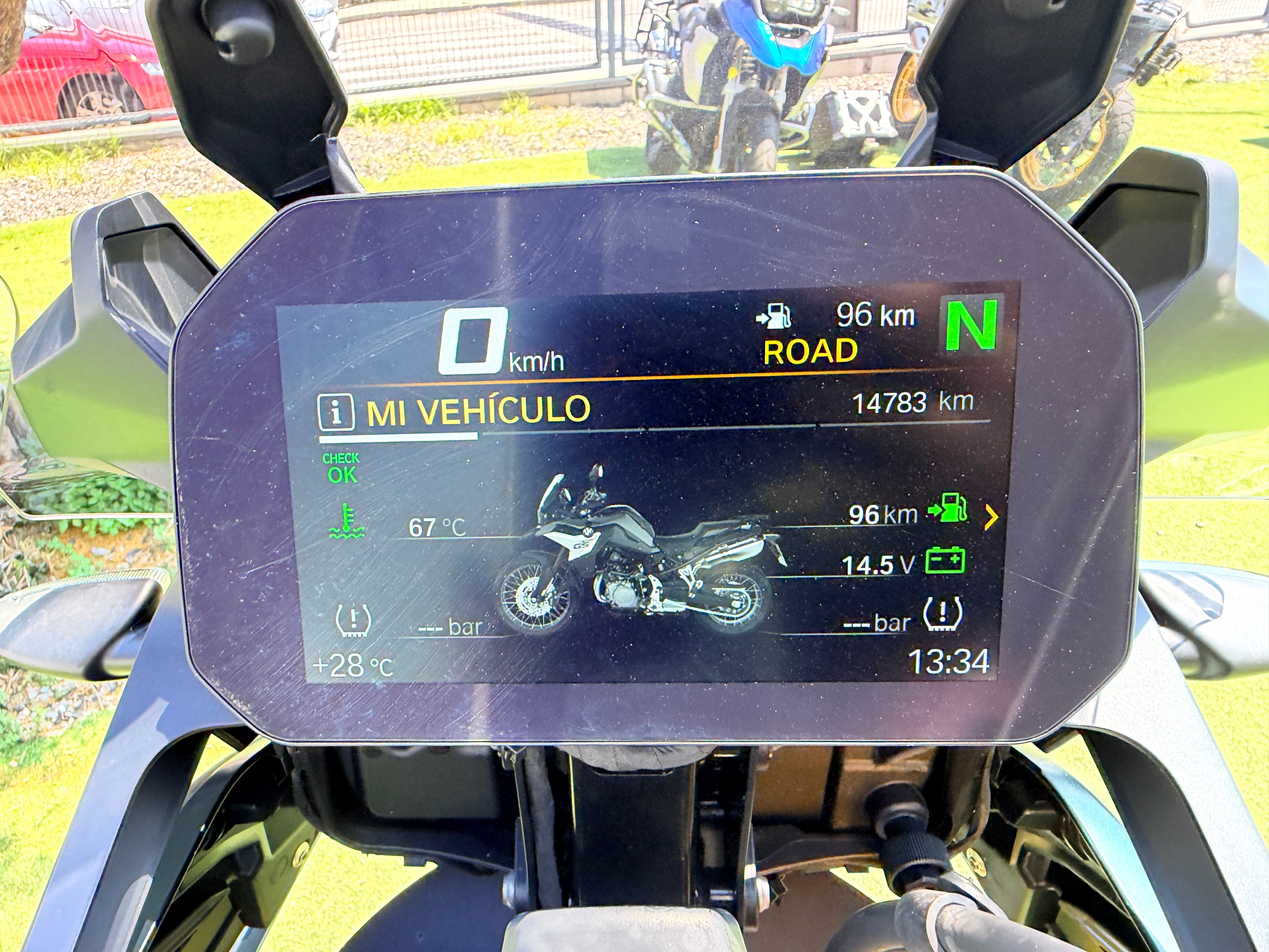 BMW F850GS