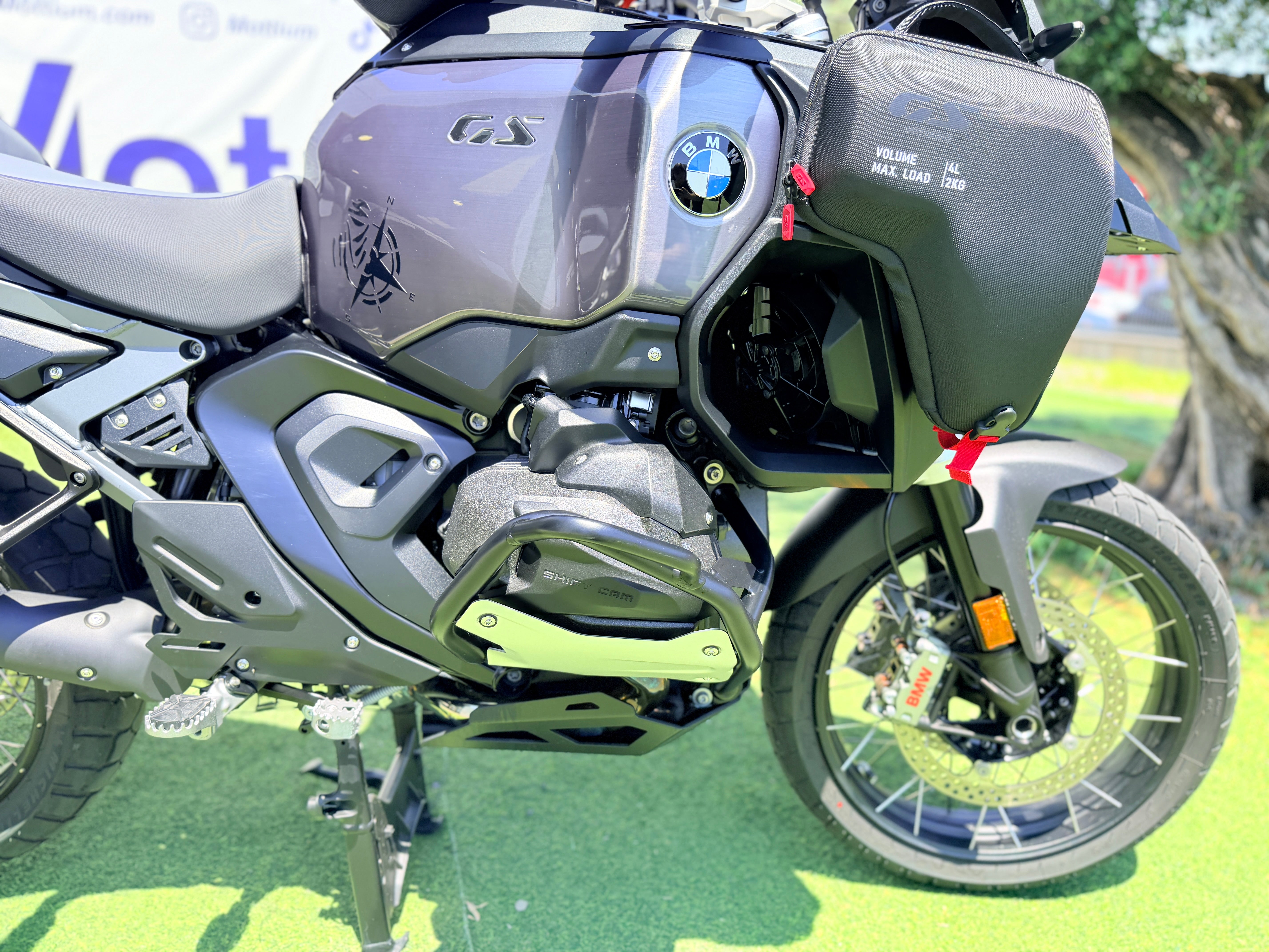 BMW R1300GS TRIPLEBLACK