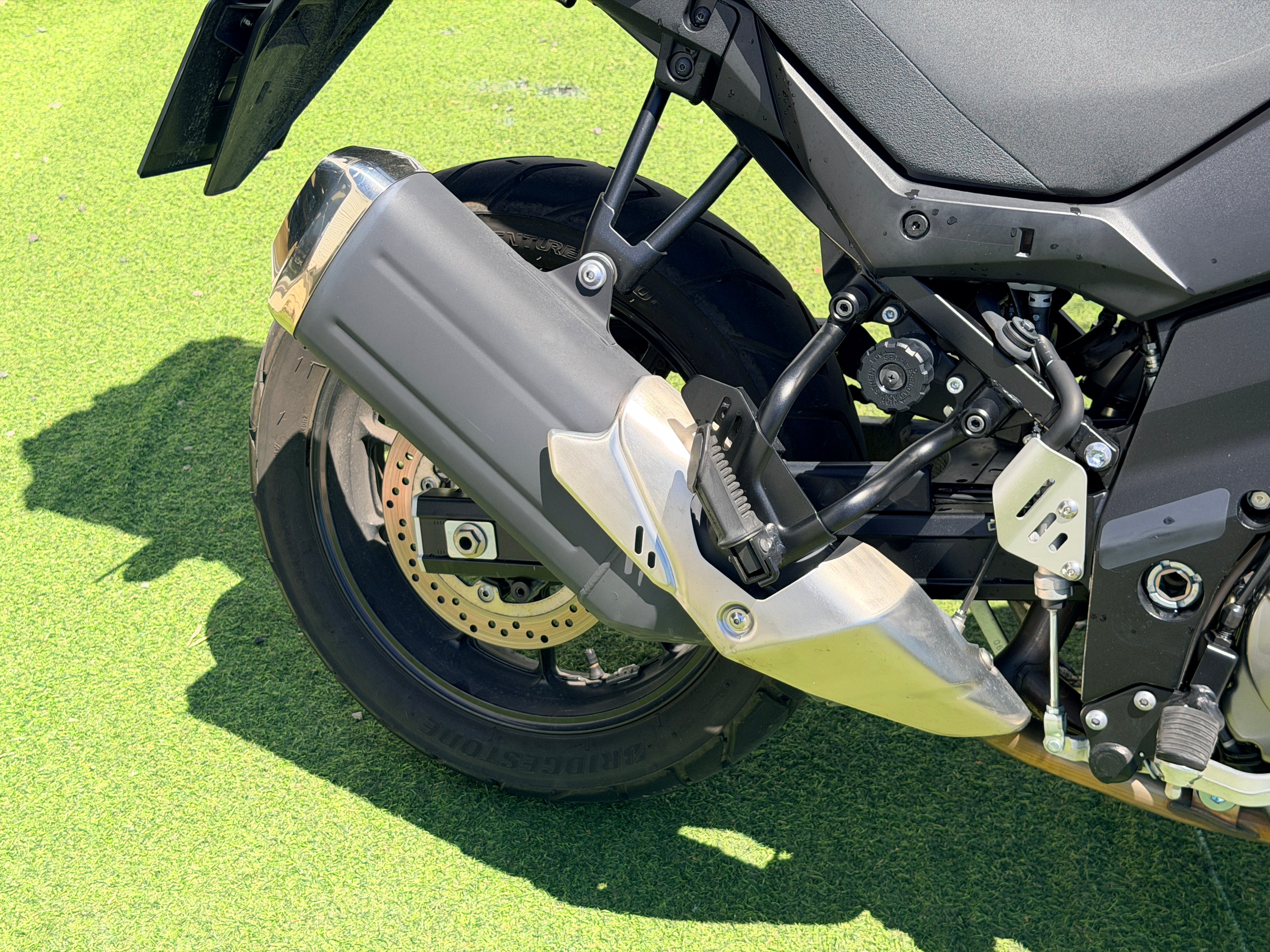 SUZUKI V-STROM 650