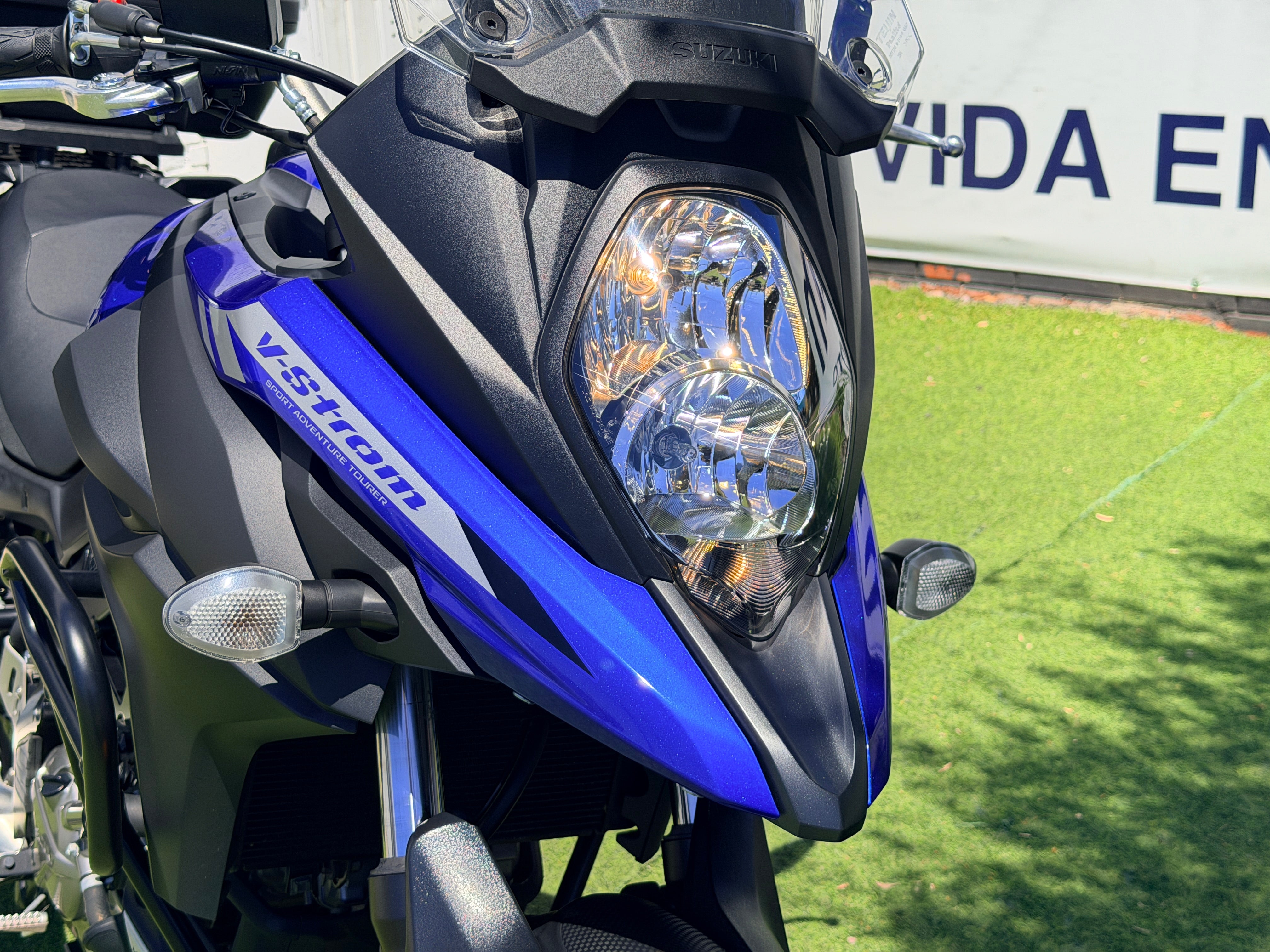 SUZUKI V-STROM 650