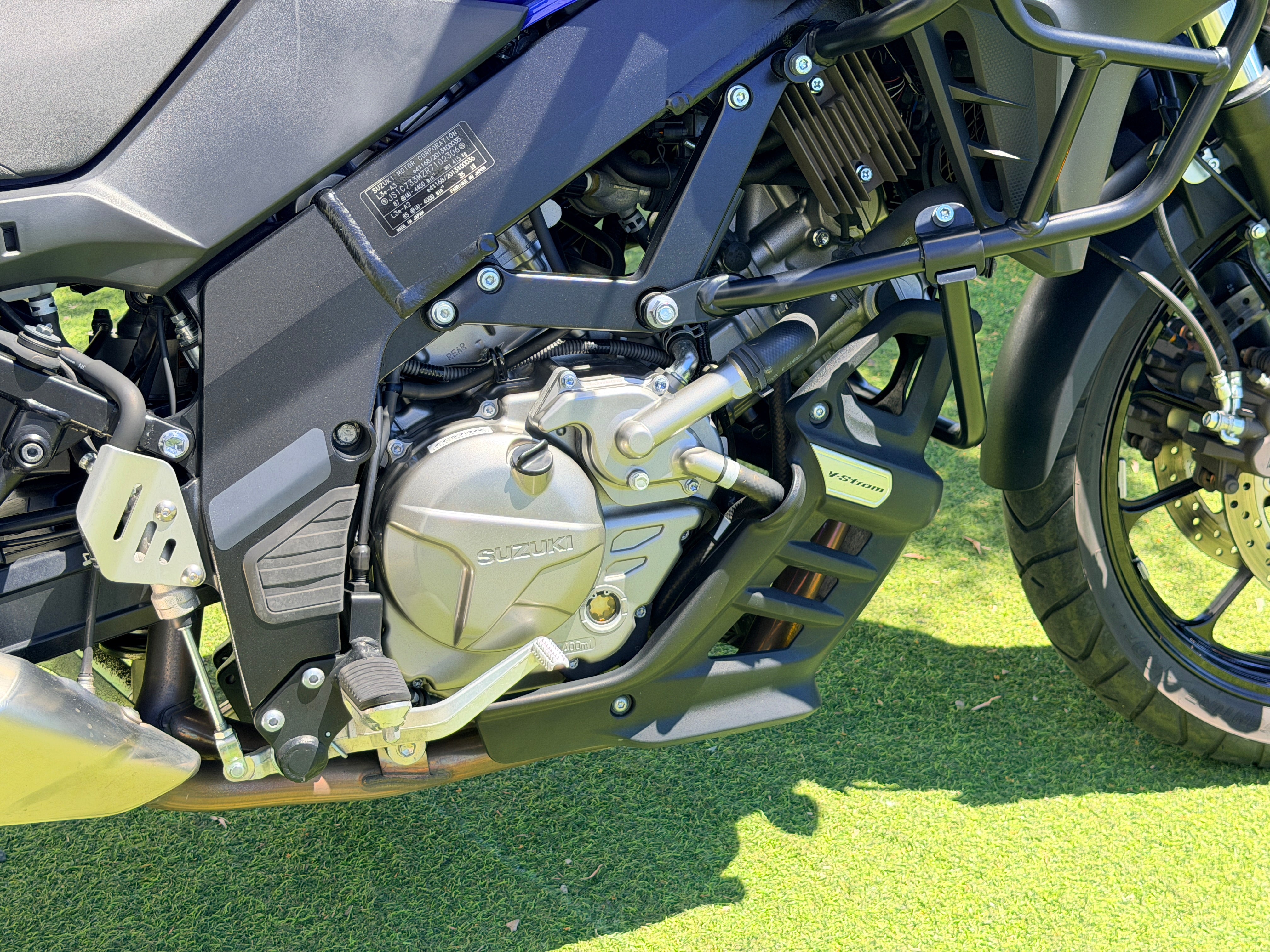 SUZUKI V-STROM 650
