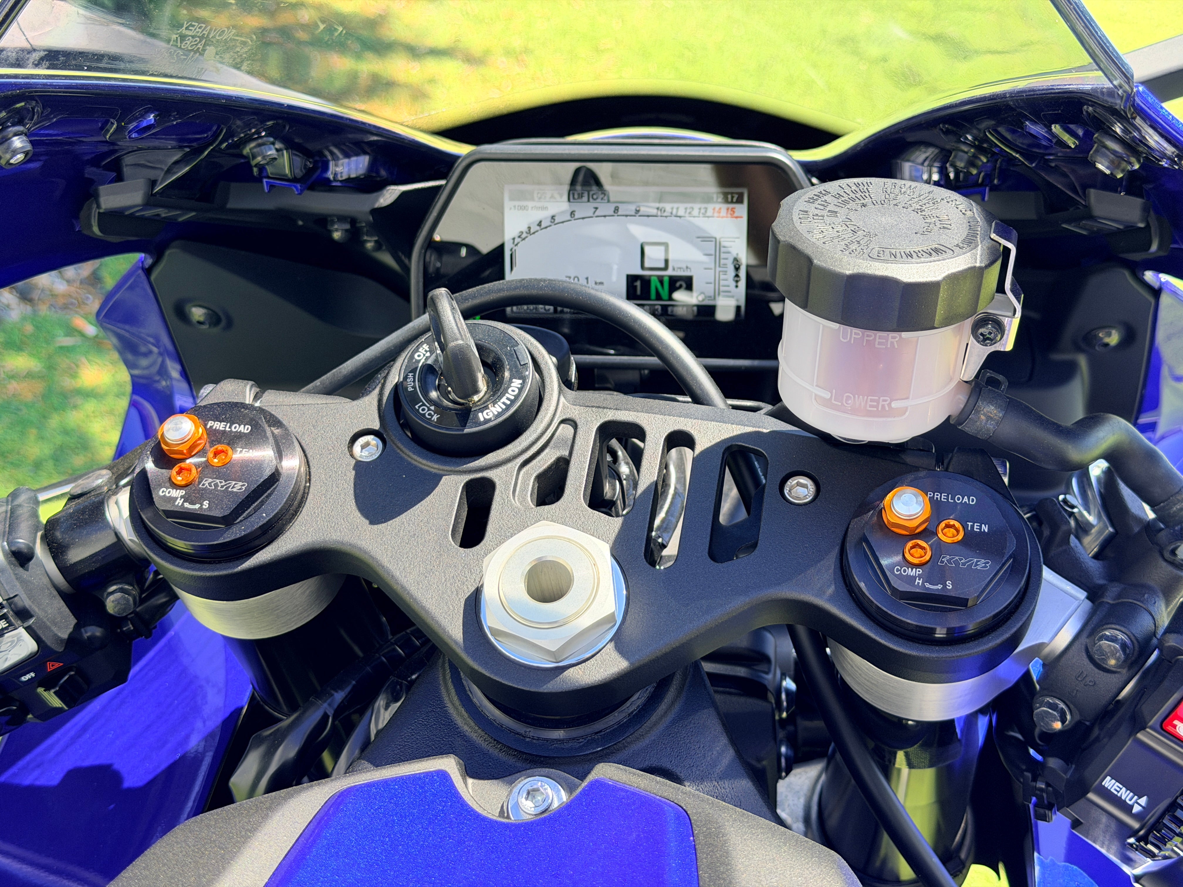 YAMAHA YZF R1