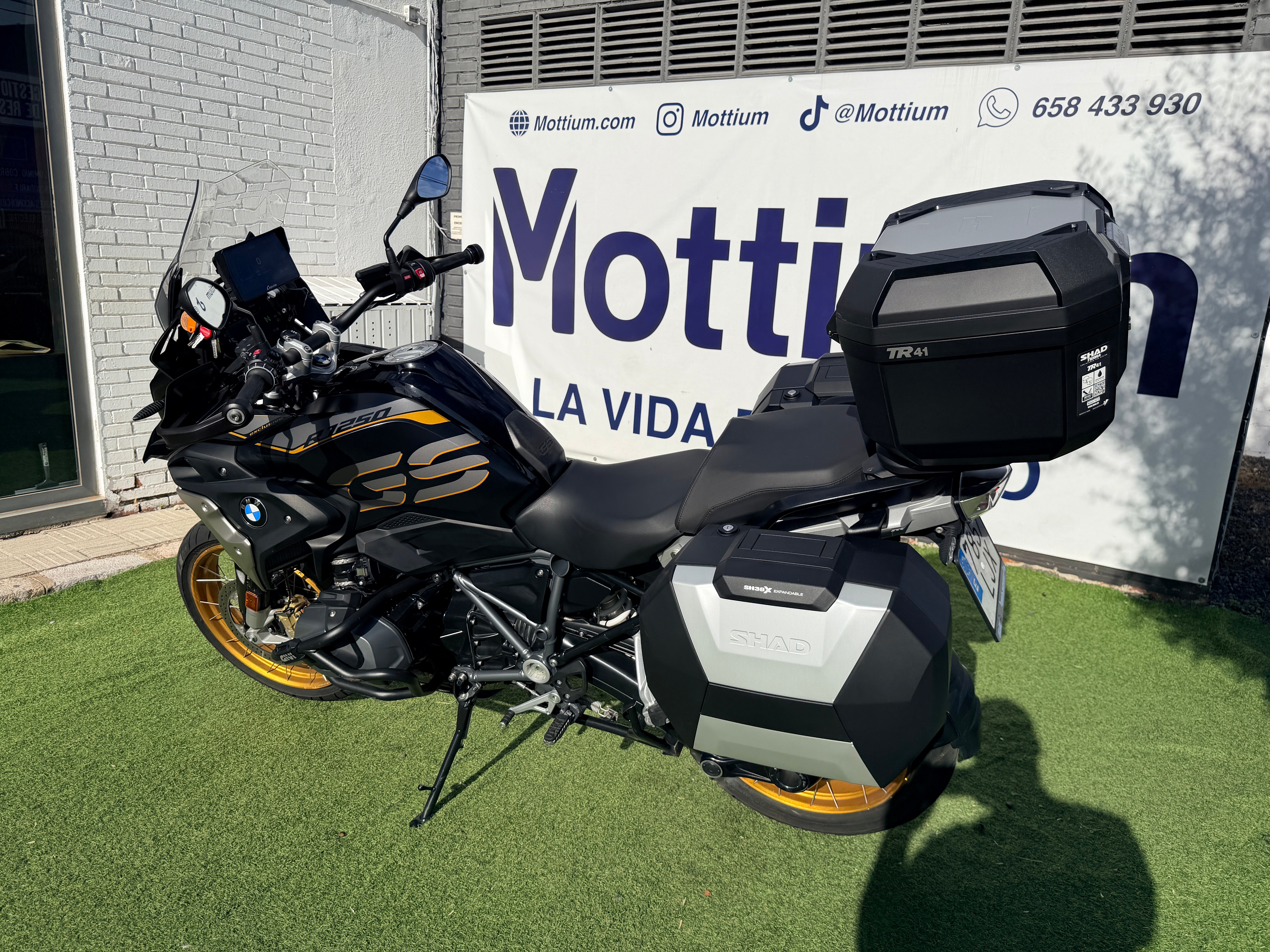 BMW R1250GS EXCLUSIVE