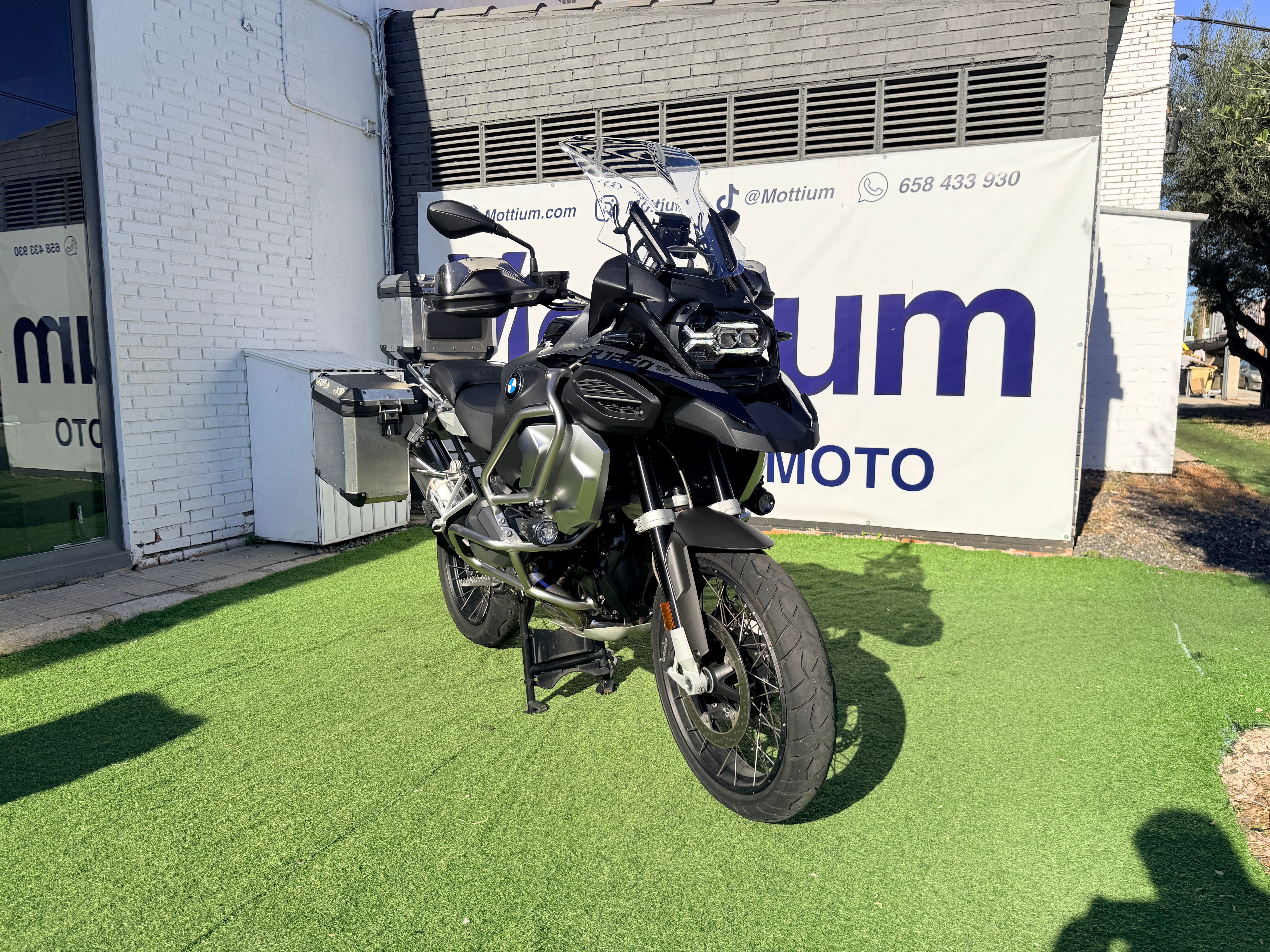 BMW R1250GS ADVENTURE TRIPLE BLACK