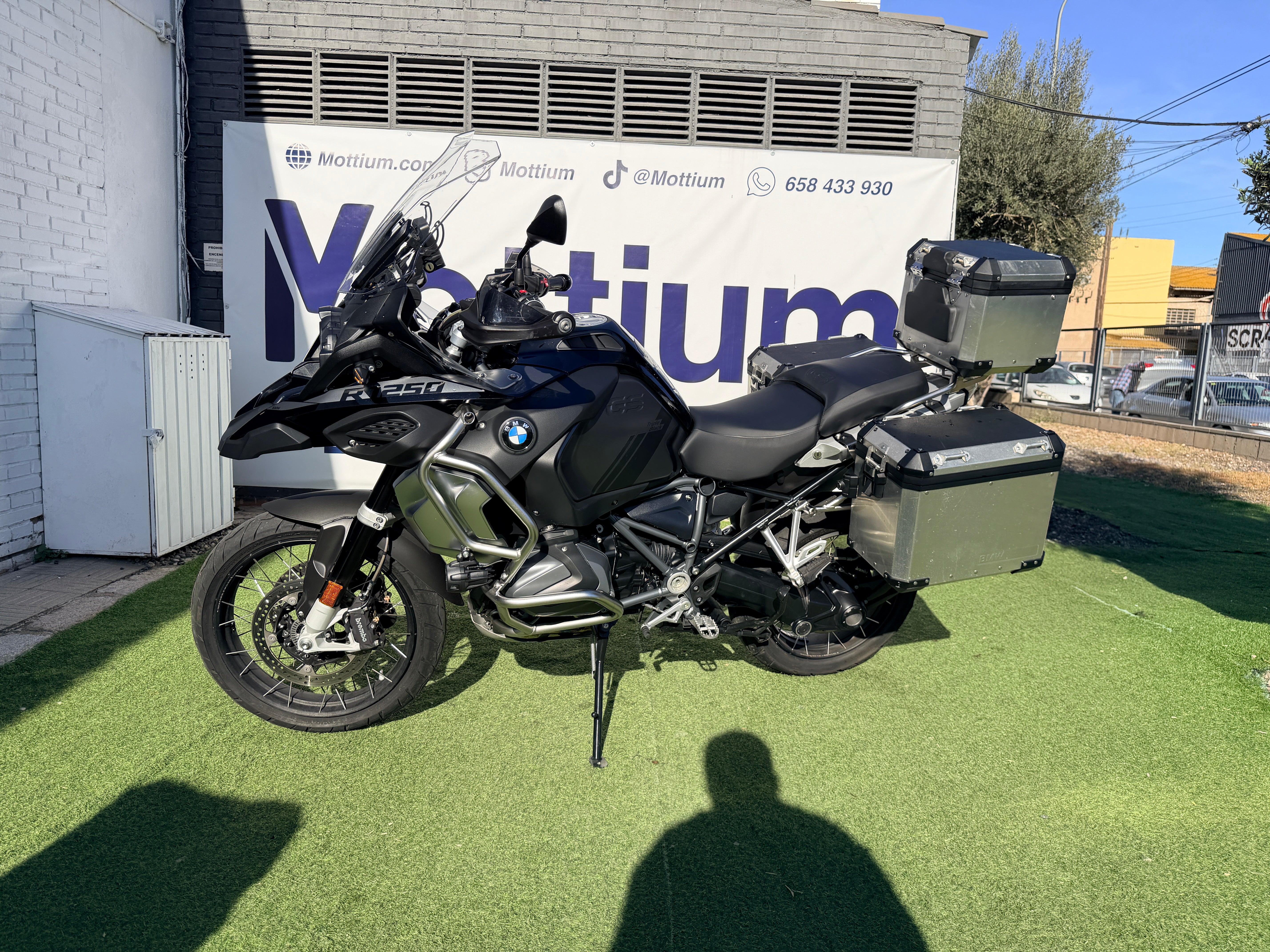 BMW R1250GS ADVENTURE TRIPLE BLACK