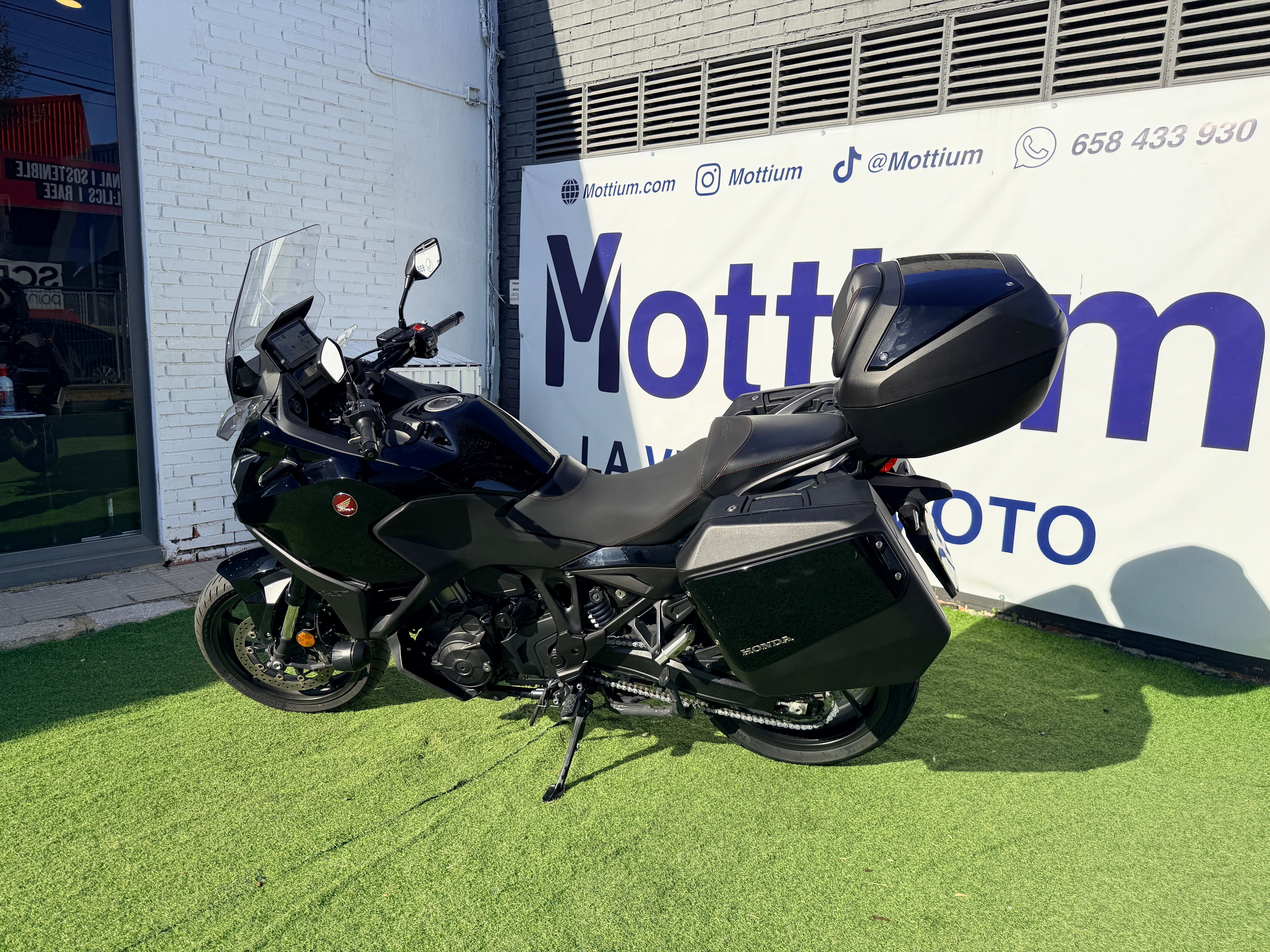 HONDA NT1100DCT
