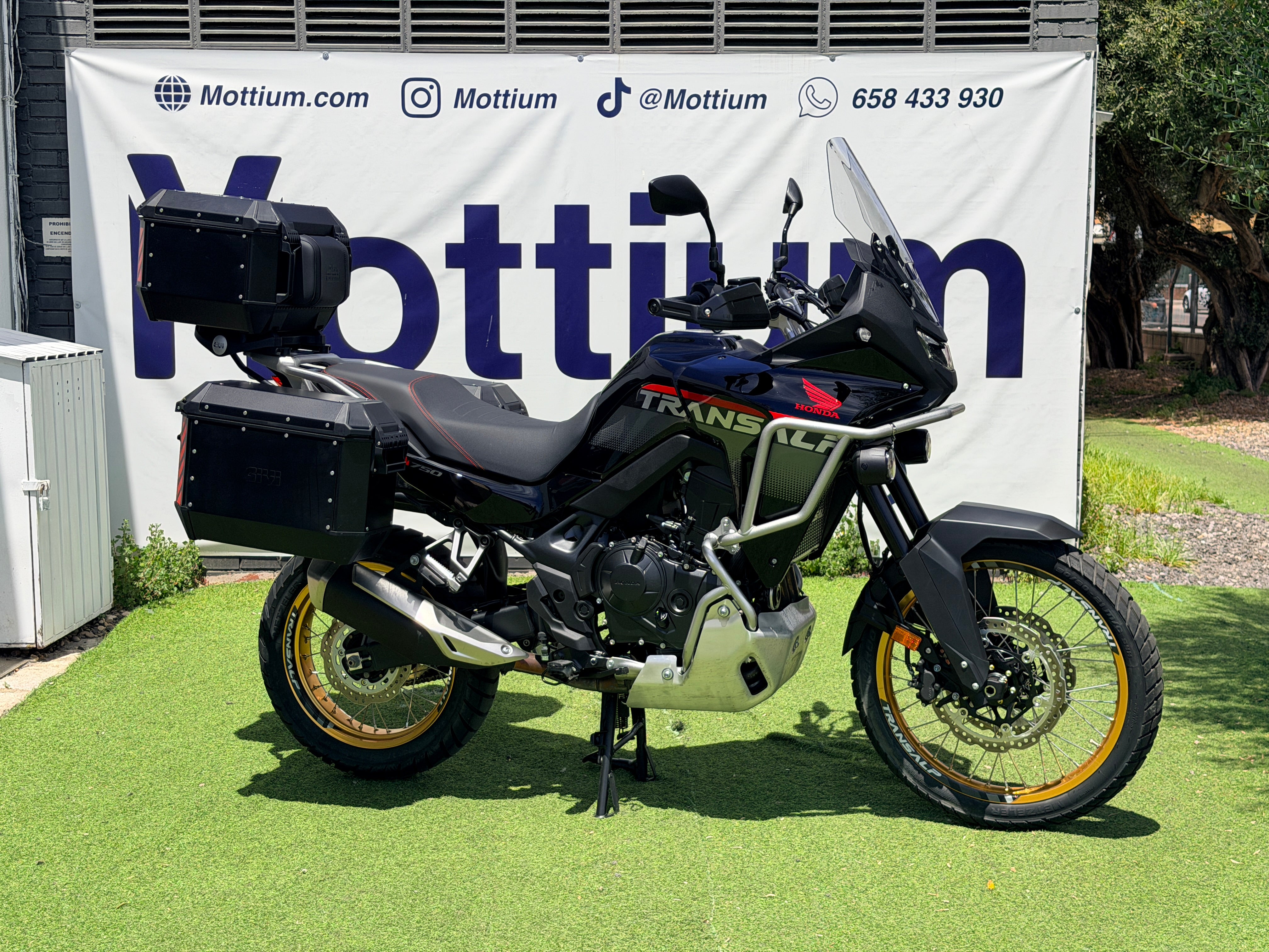 HONDA XL 750 TRANSALP
