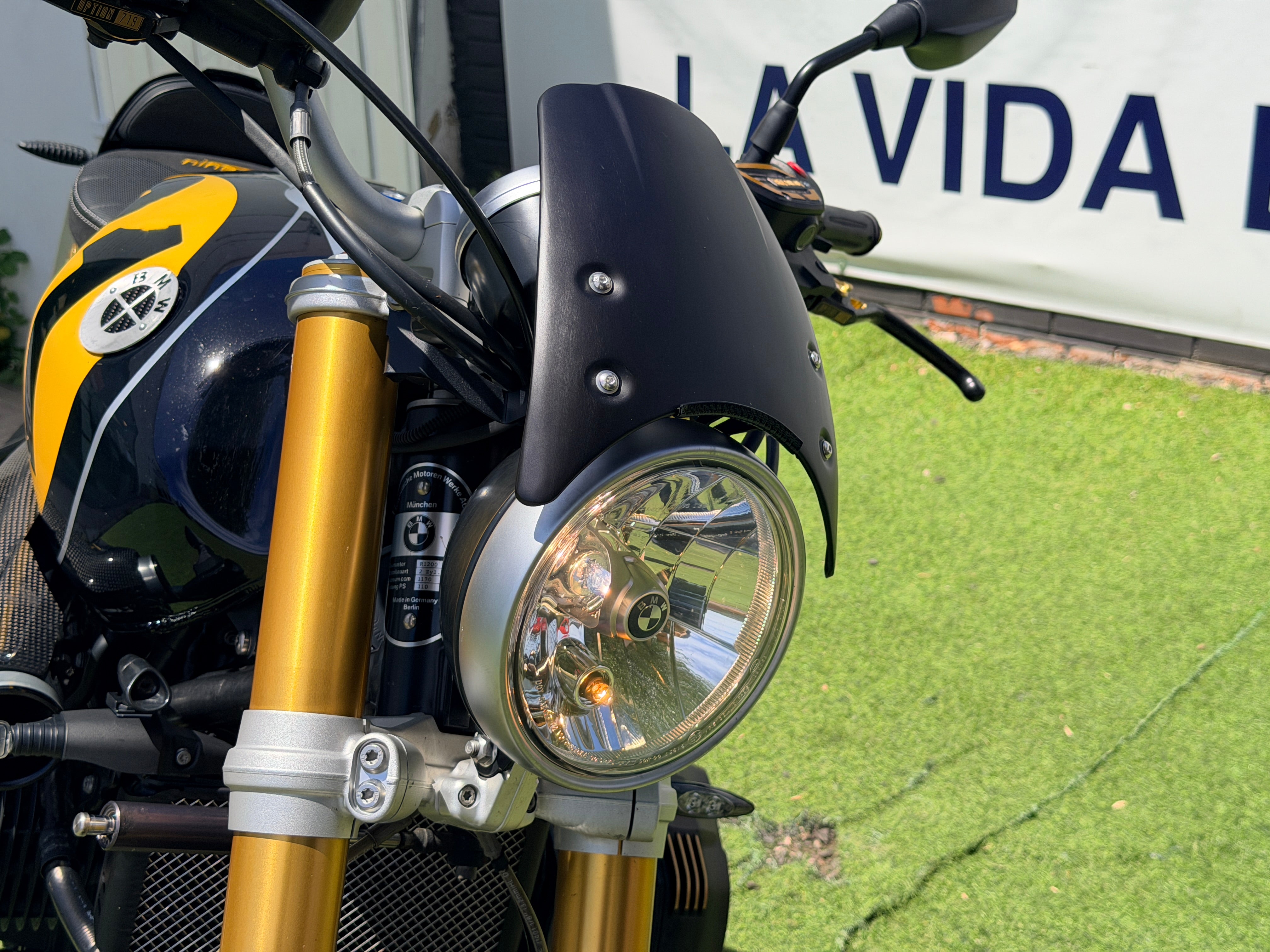 BMW R NINE T SCRAMBLER