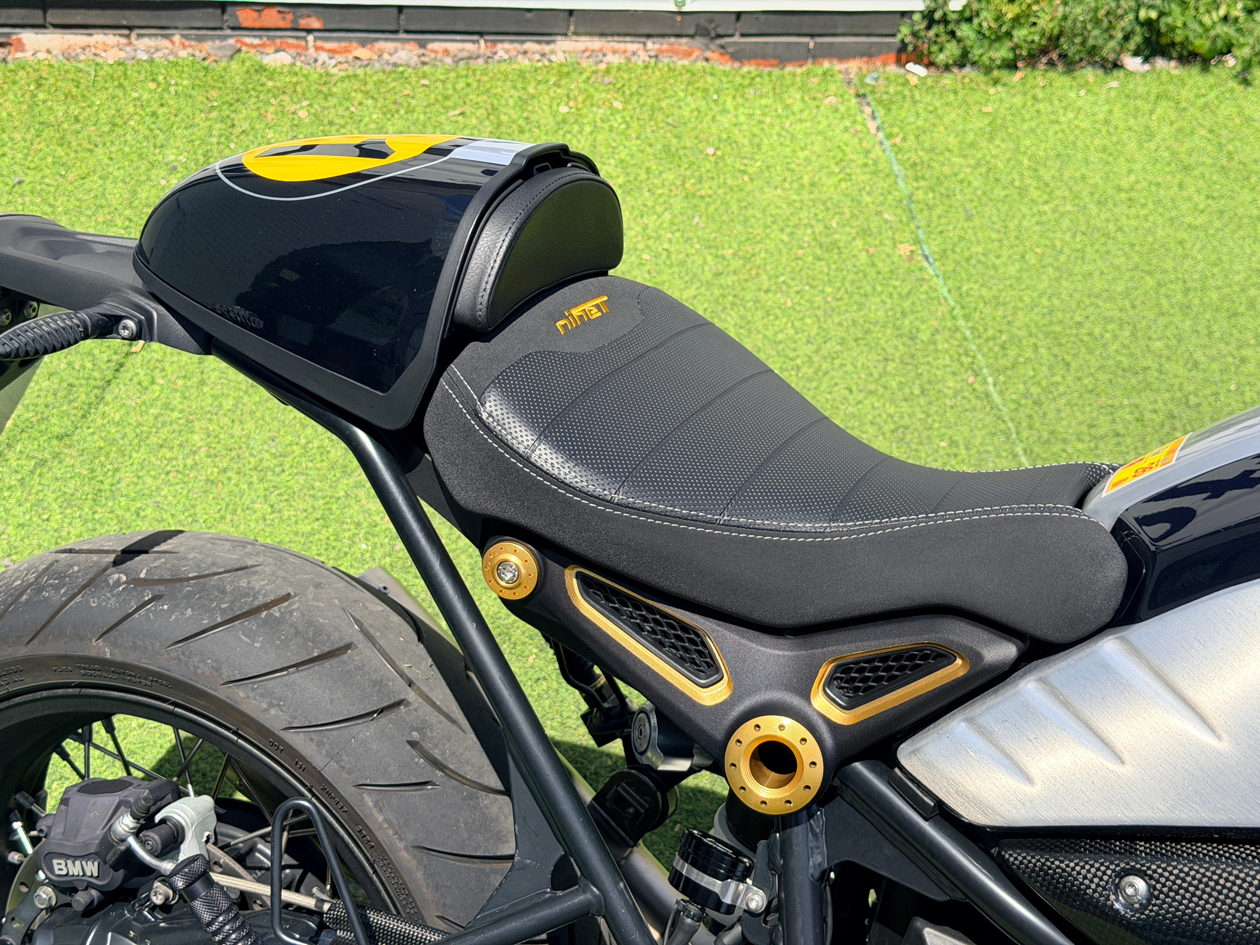 BMW R NINE T SCRAMBLER