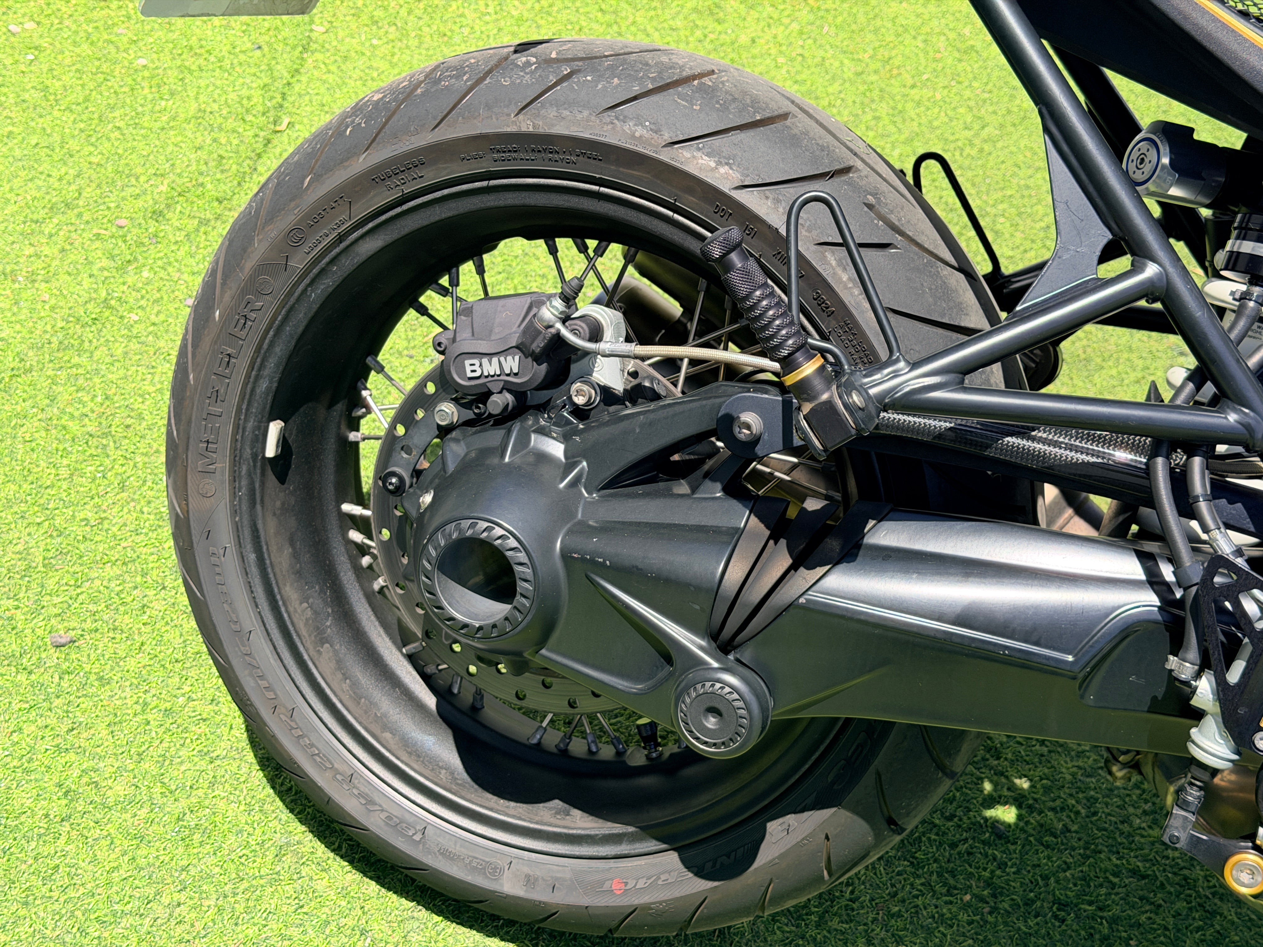 BMW R NINE T SCRAMBLER