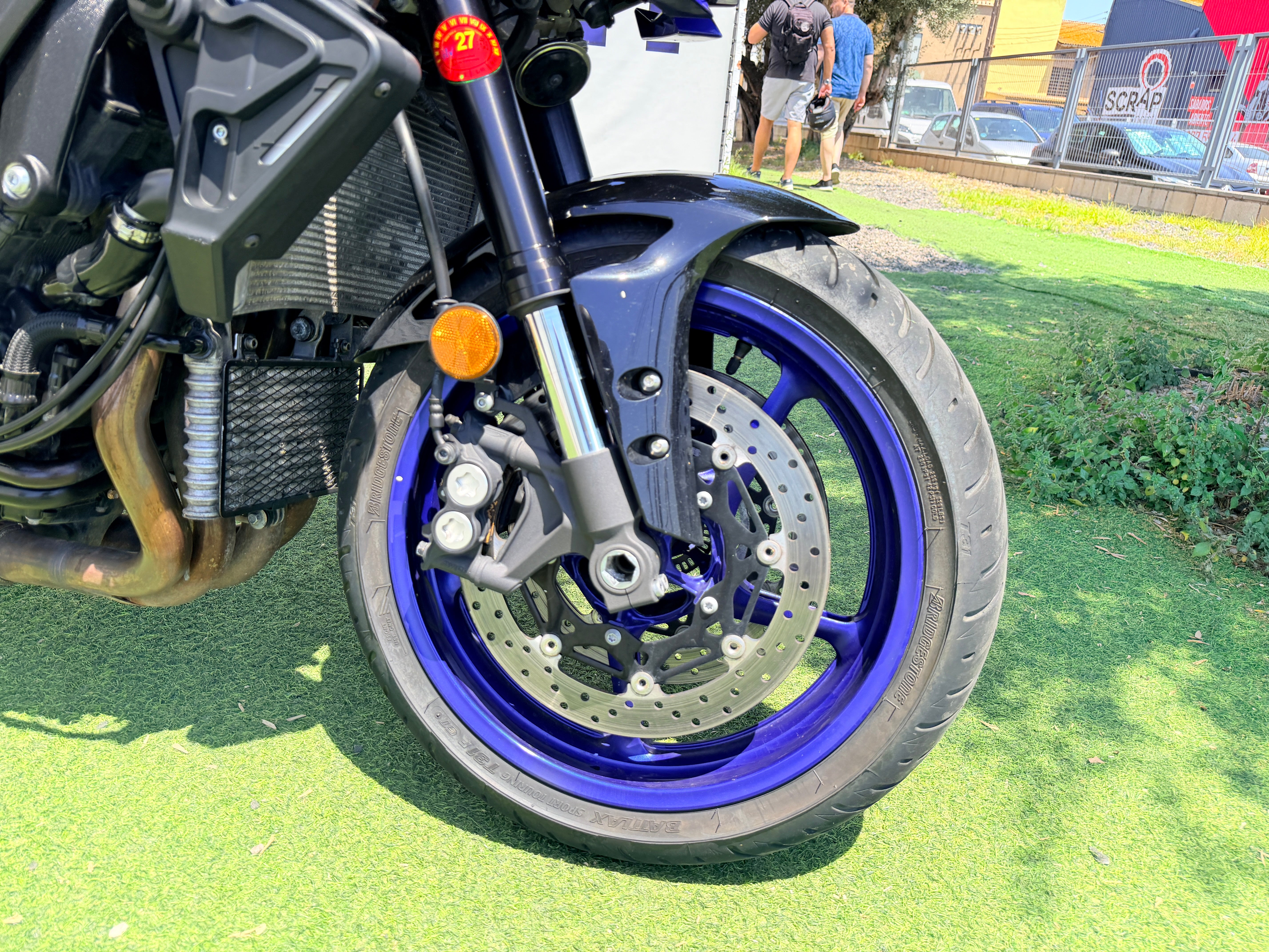 YAMAHA MT-10
