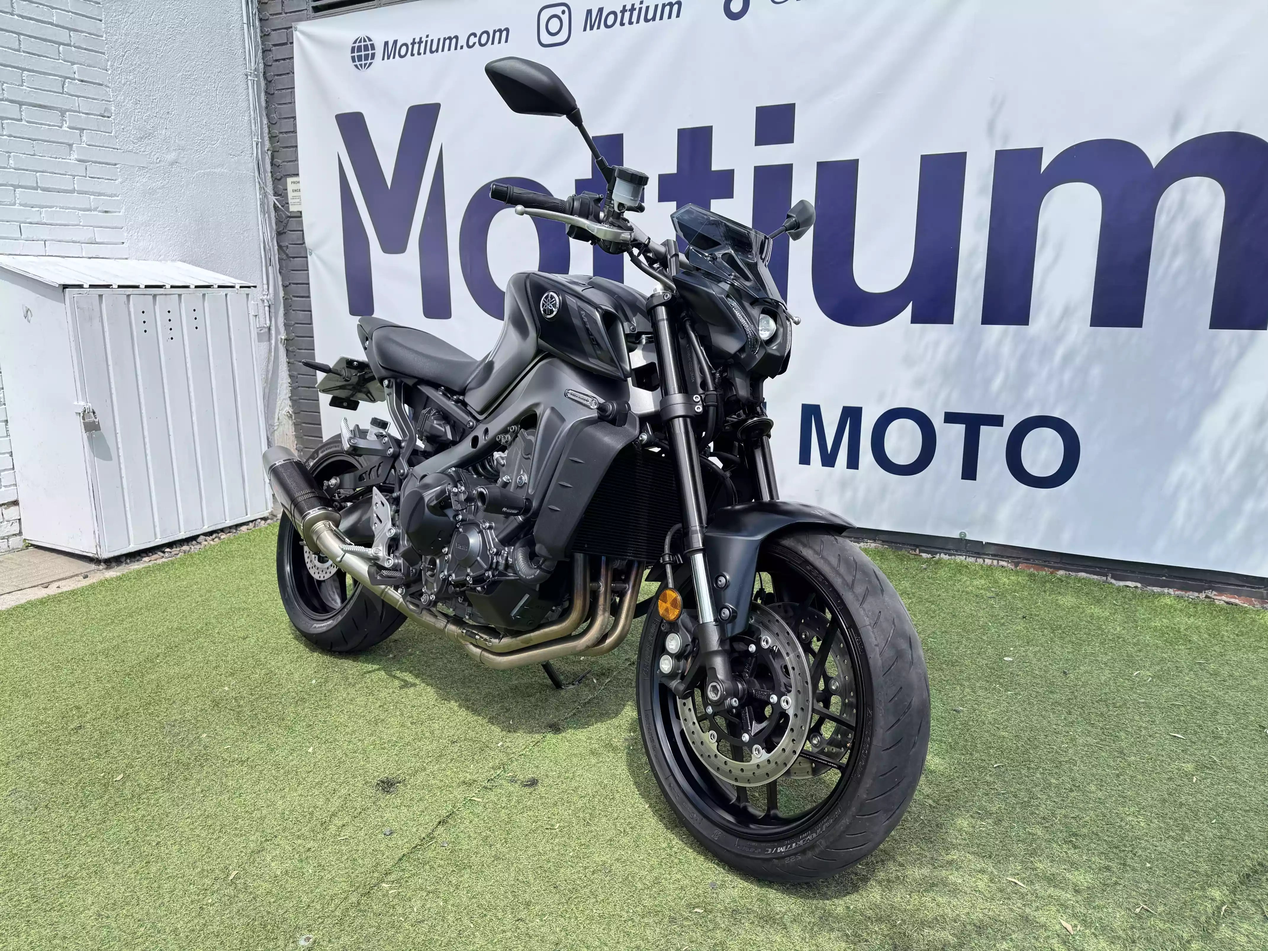YAMAHA MT 09