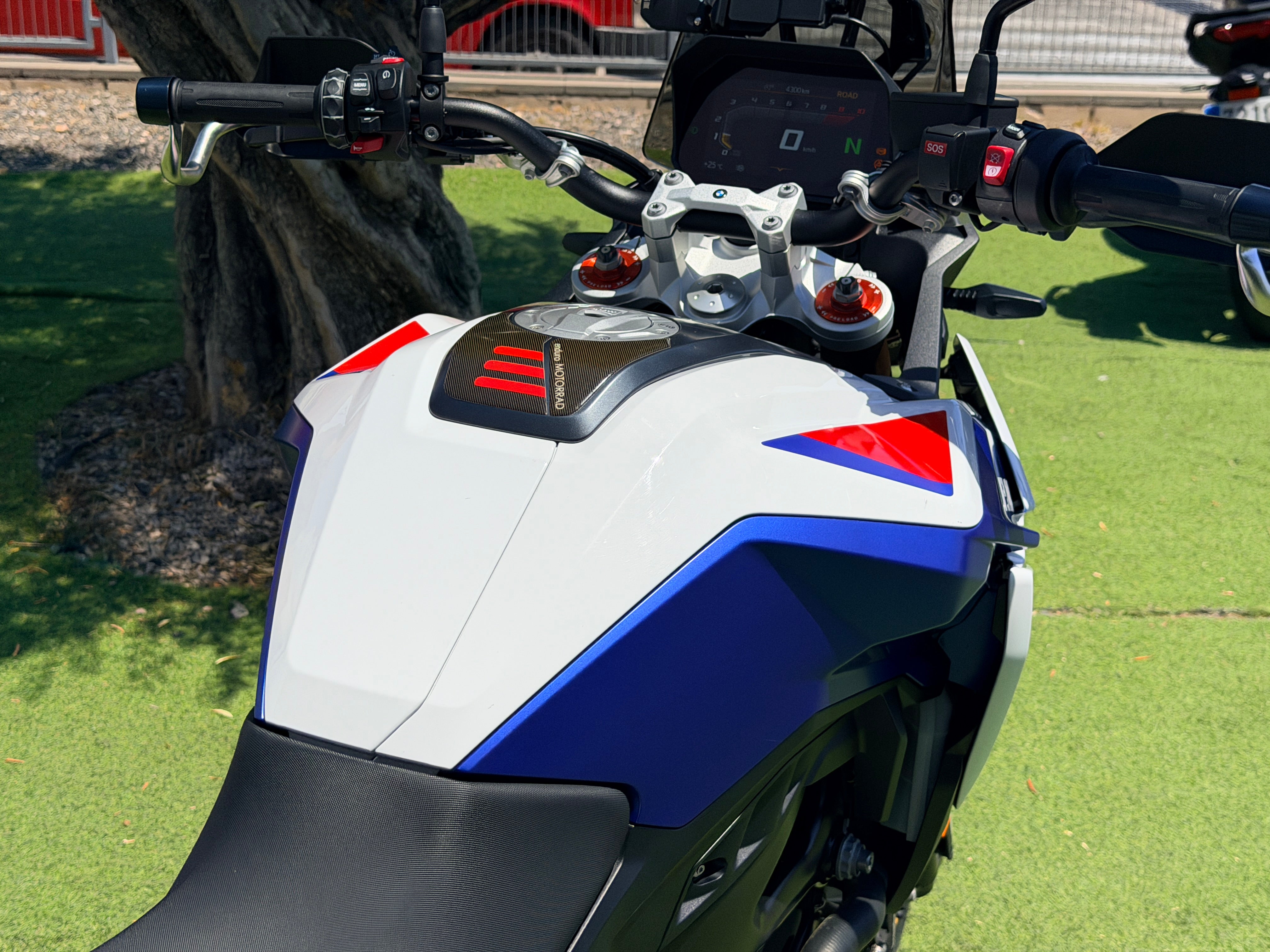 BMW F 900 GS