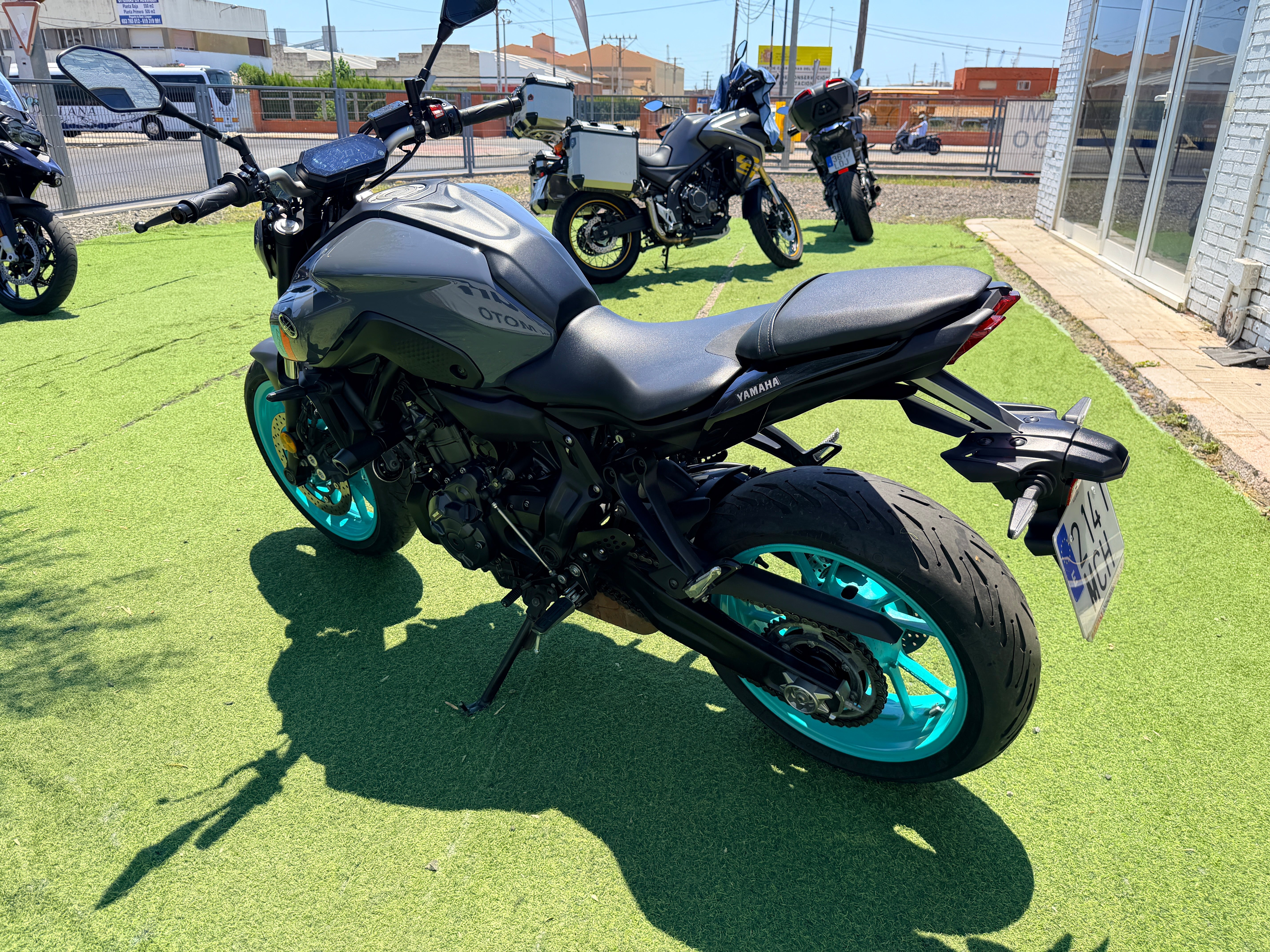YAMAHA MT-07
