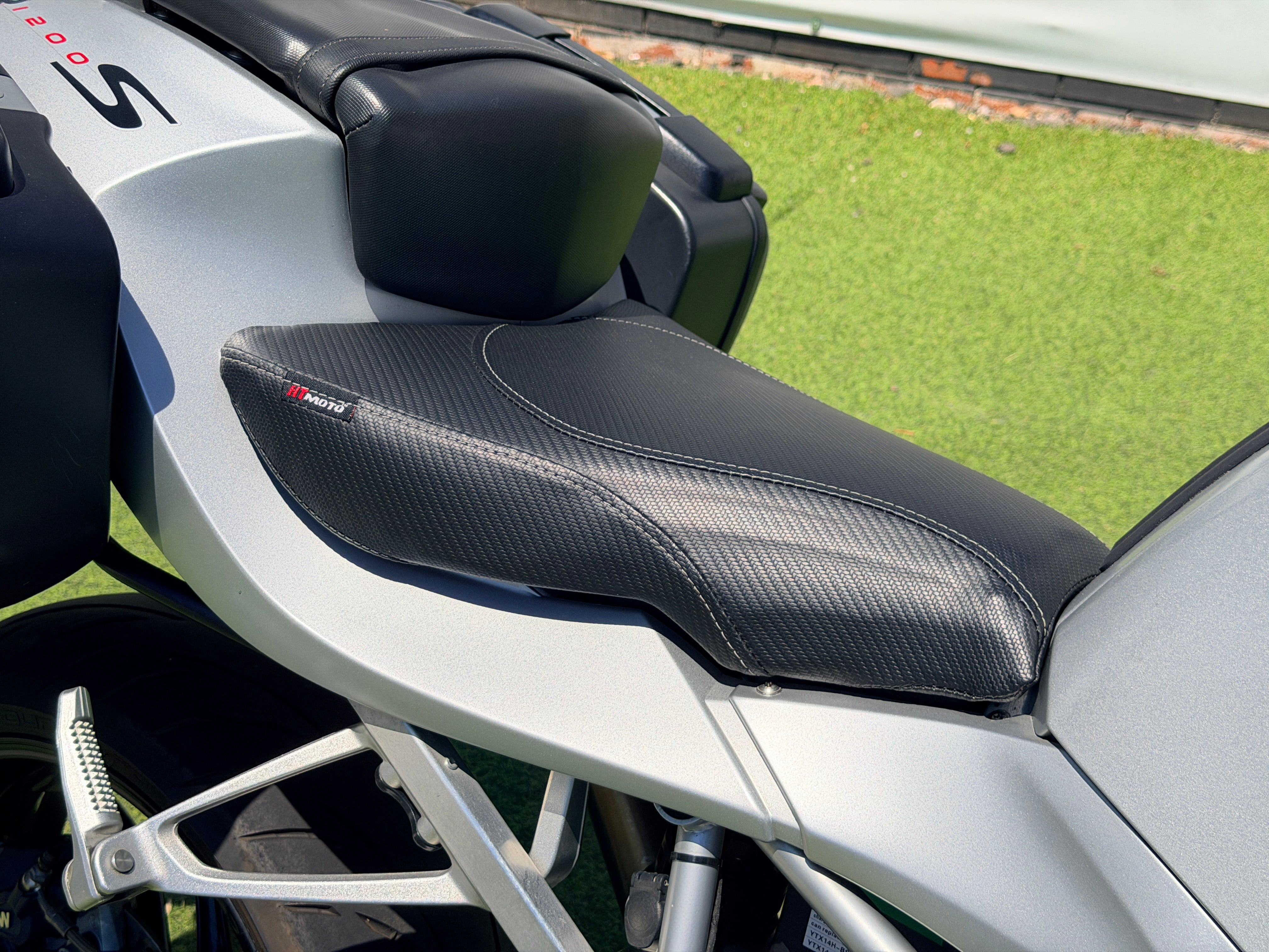 BMW R1200S