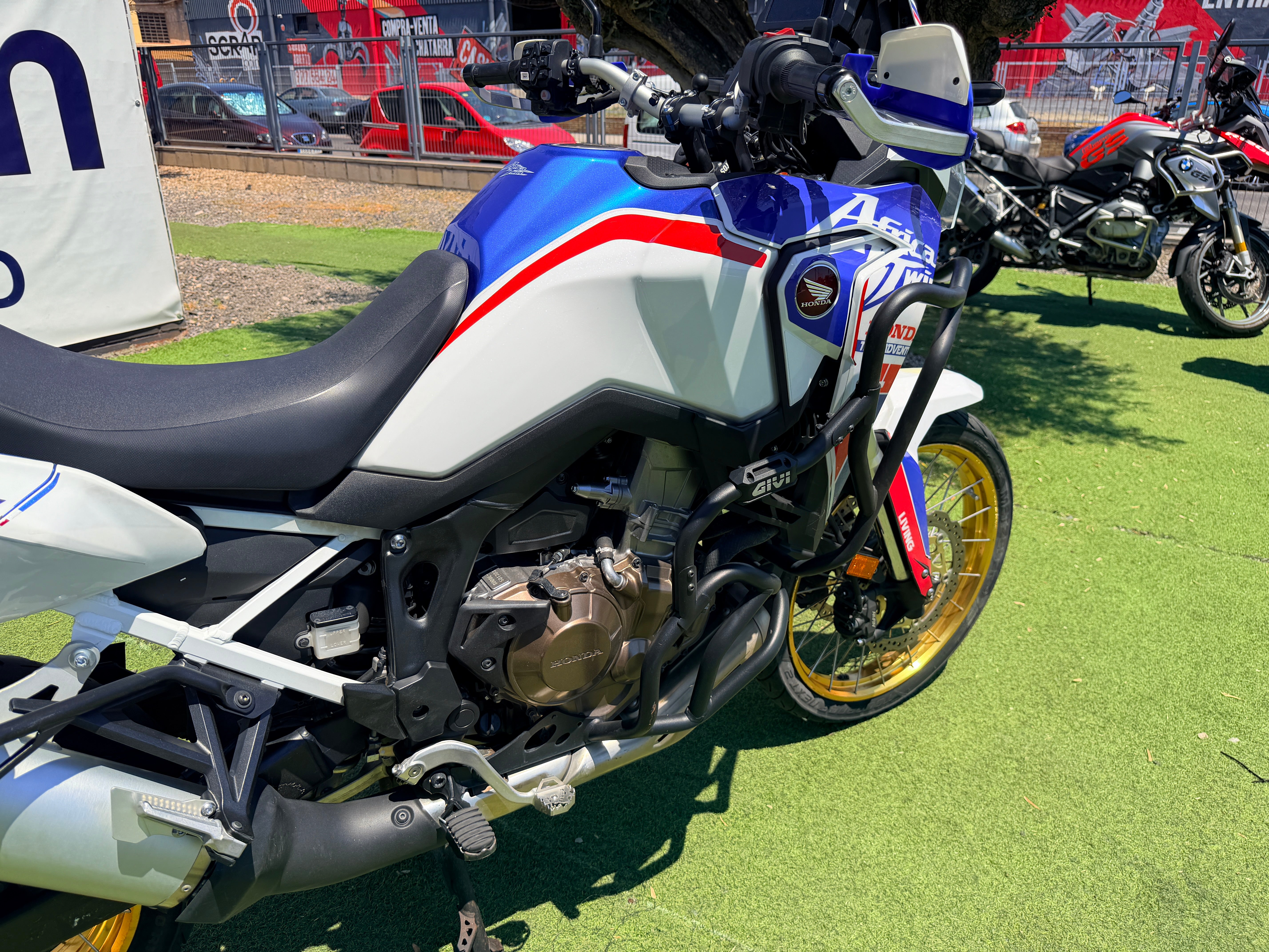 HONDA CRF1100 AFRICA TWIN