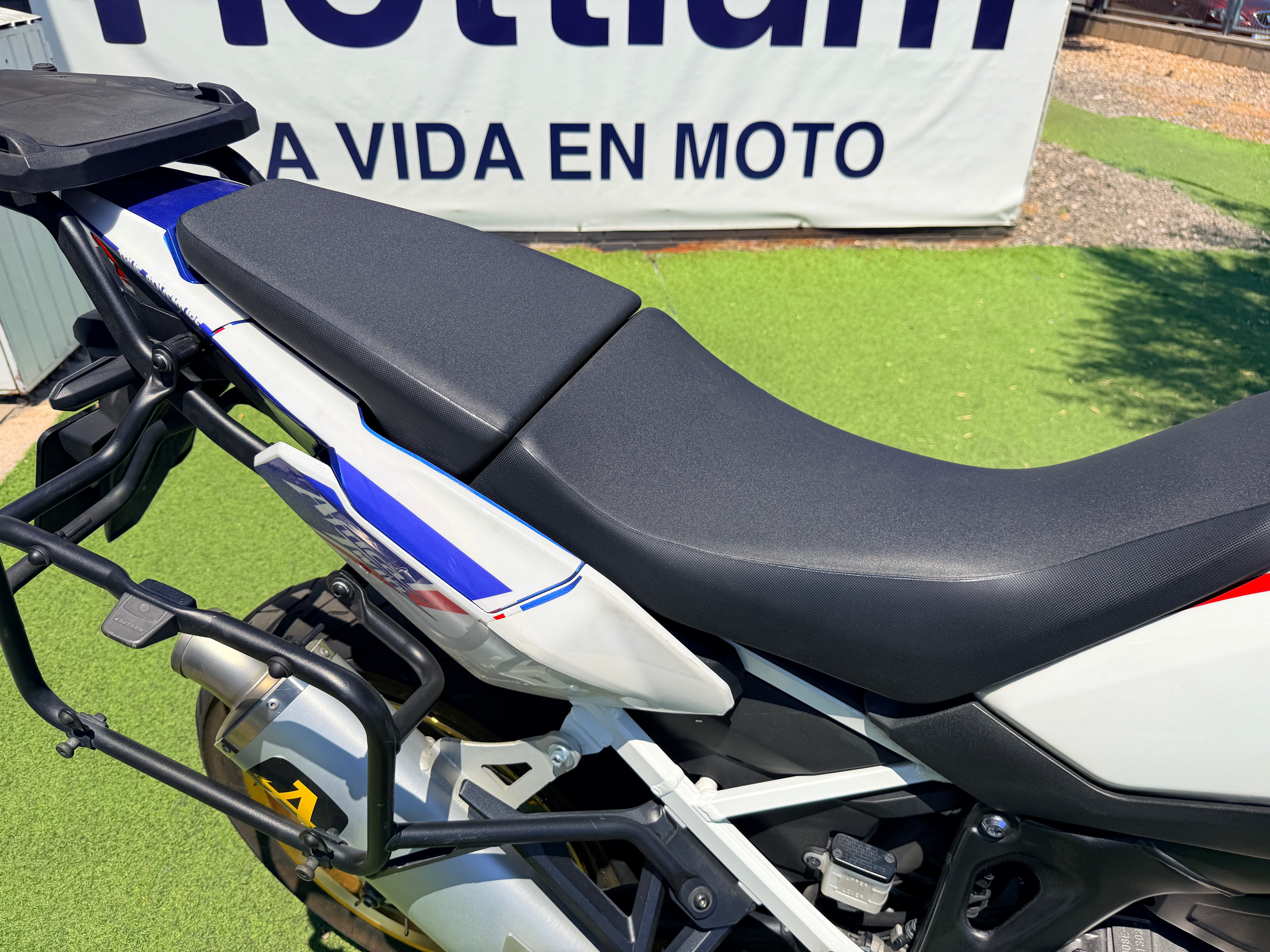 HONDA CRF1100 AFRICA TWIN