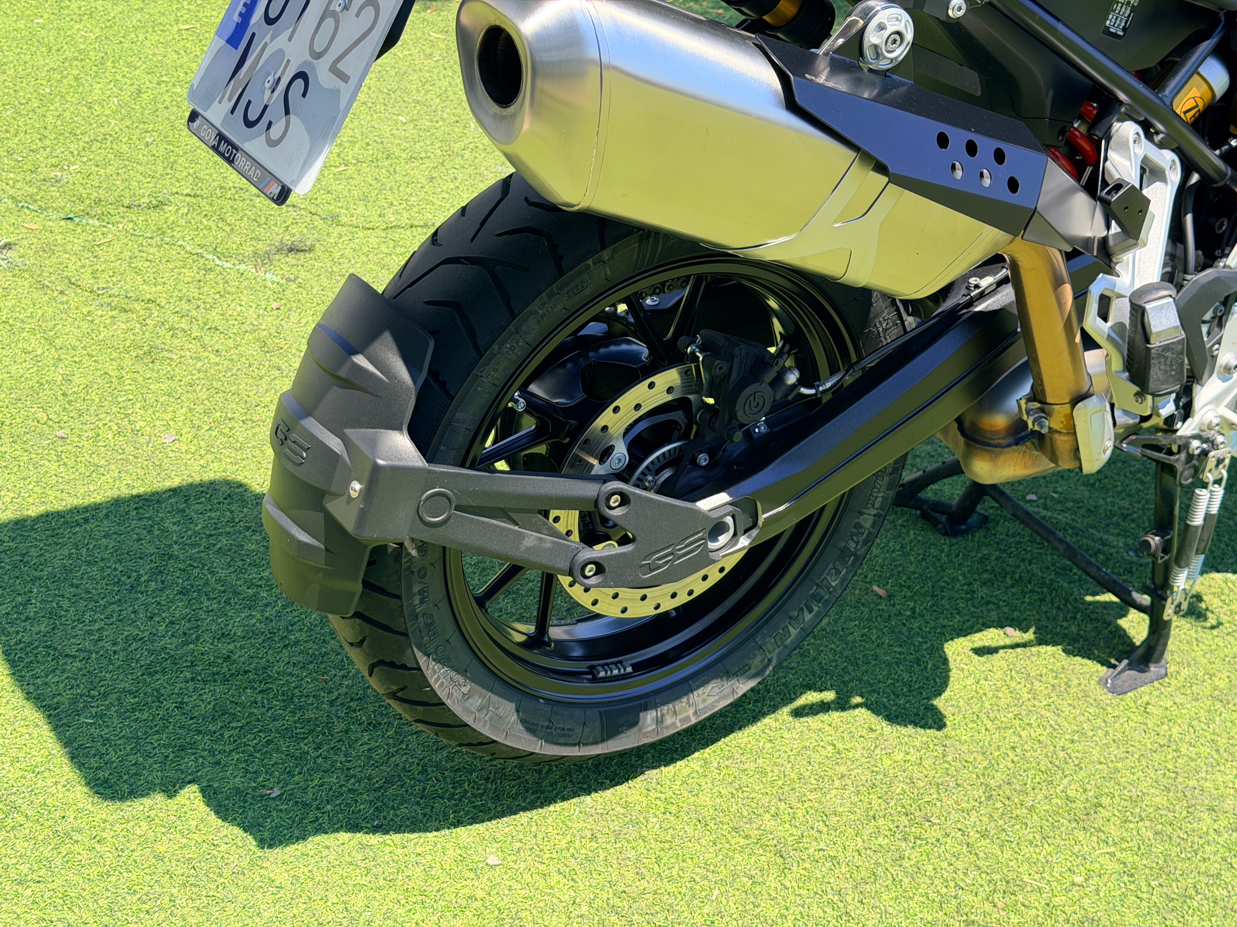BMW F750GS TRIPLE BLACK