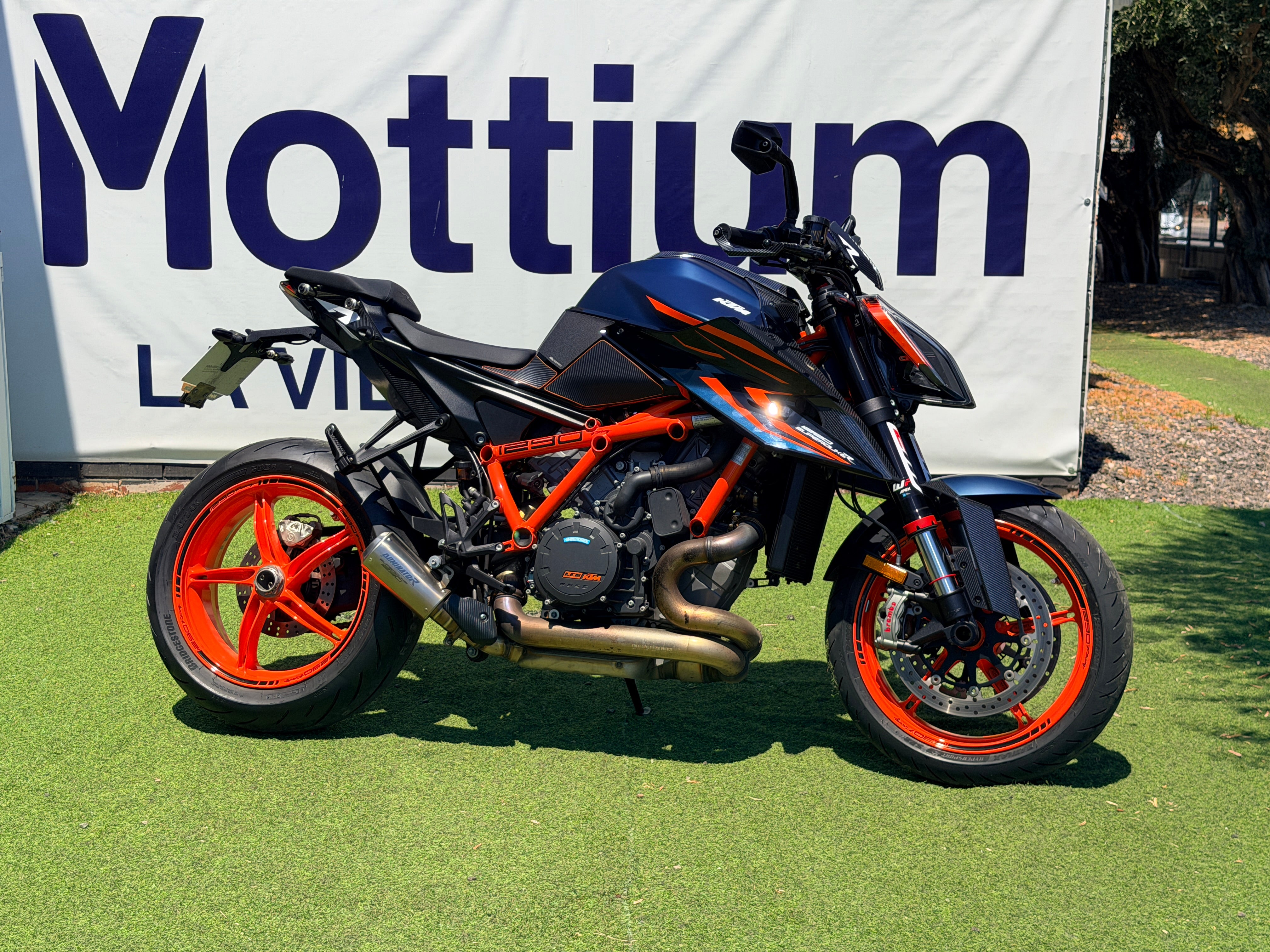 KTM 1290 SUPER DUKE R