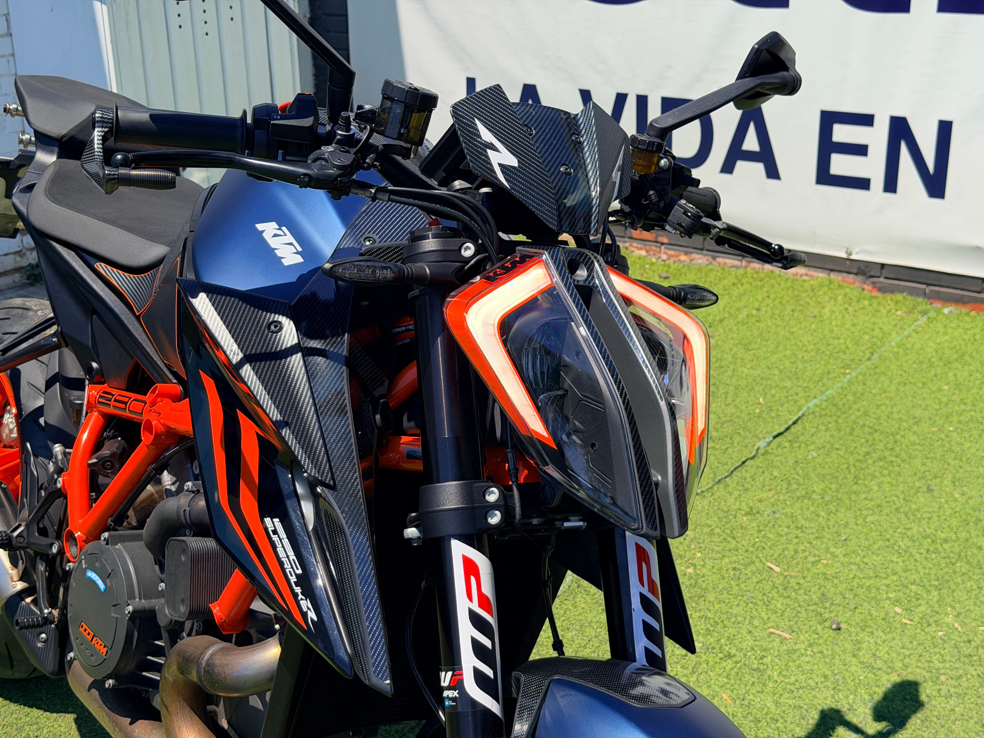 KTM 1290 SUPER DUKE R