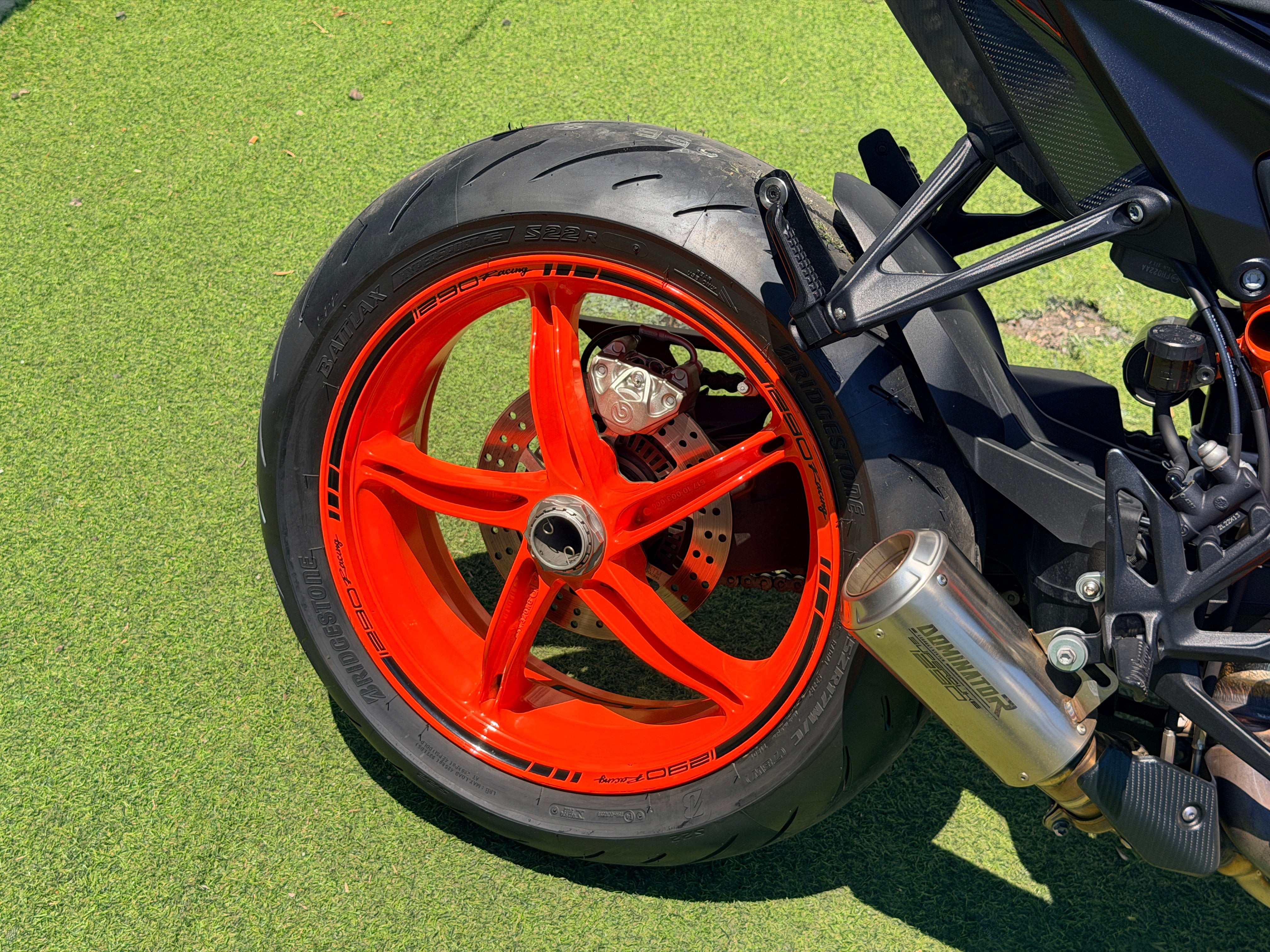KTM 1290 SUPER DUKE R