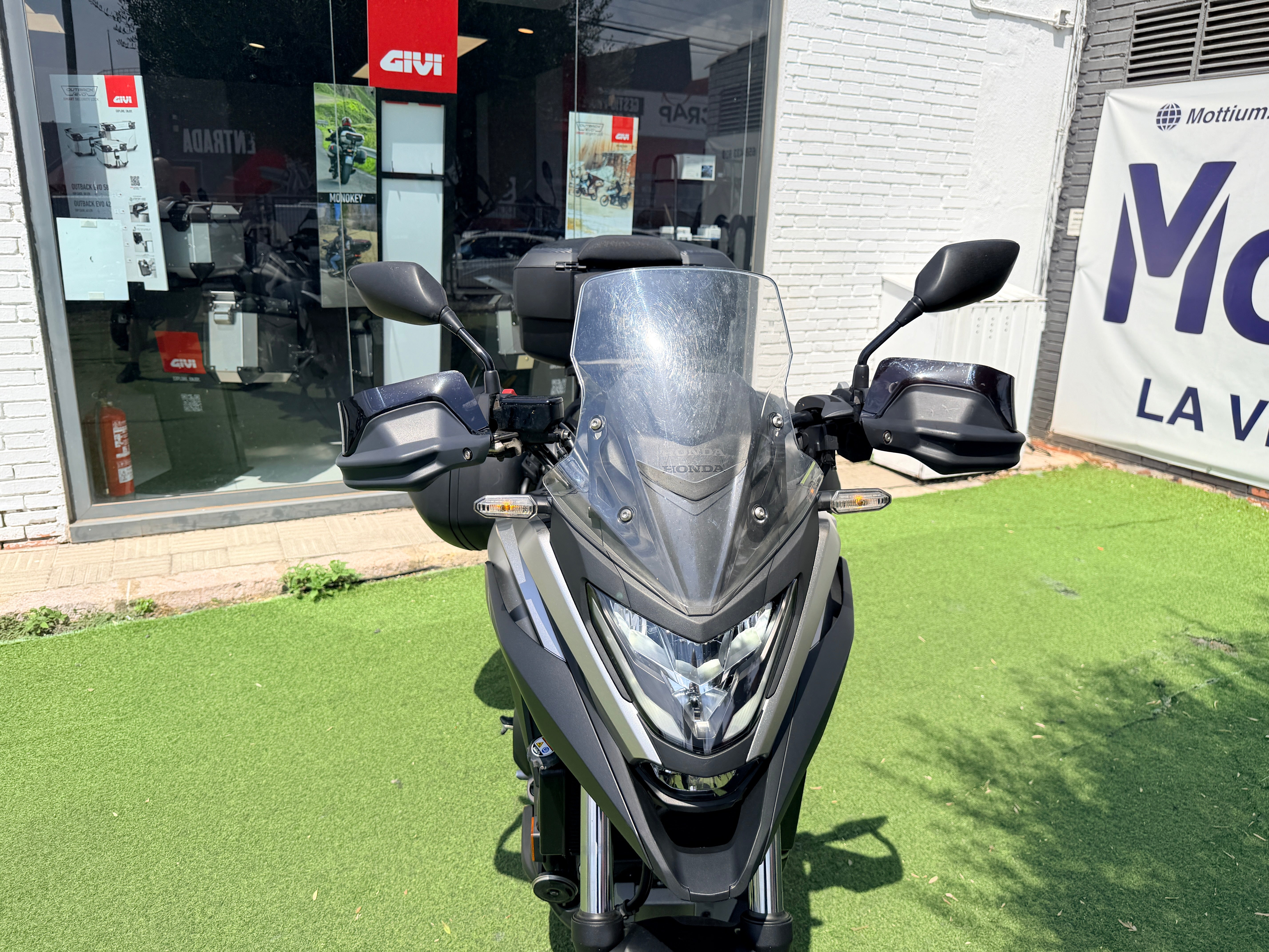 HONDA NC750X DCT