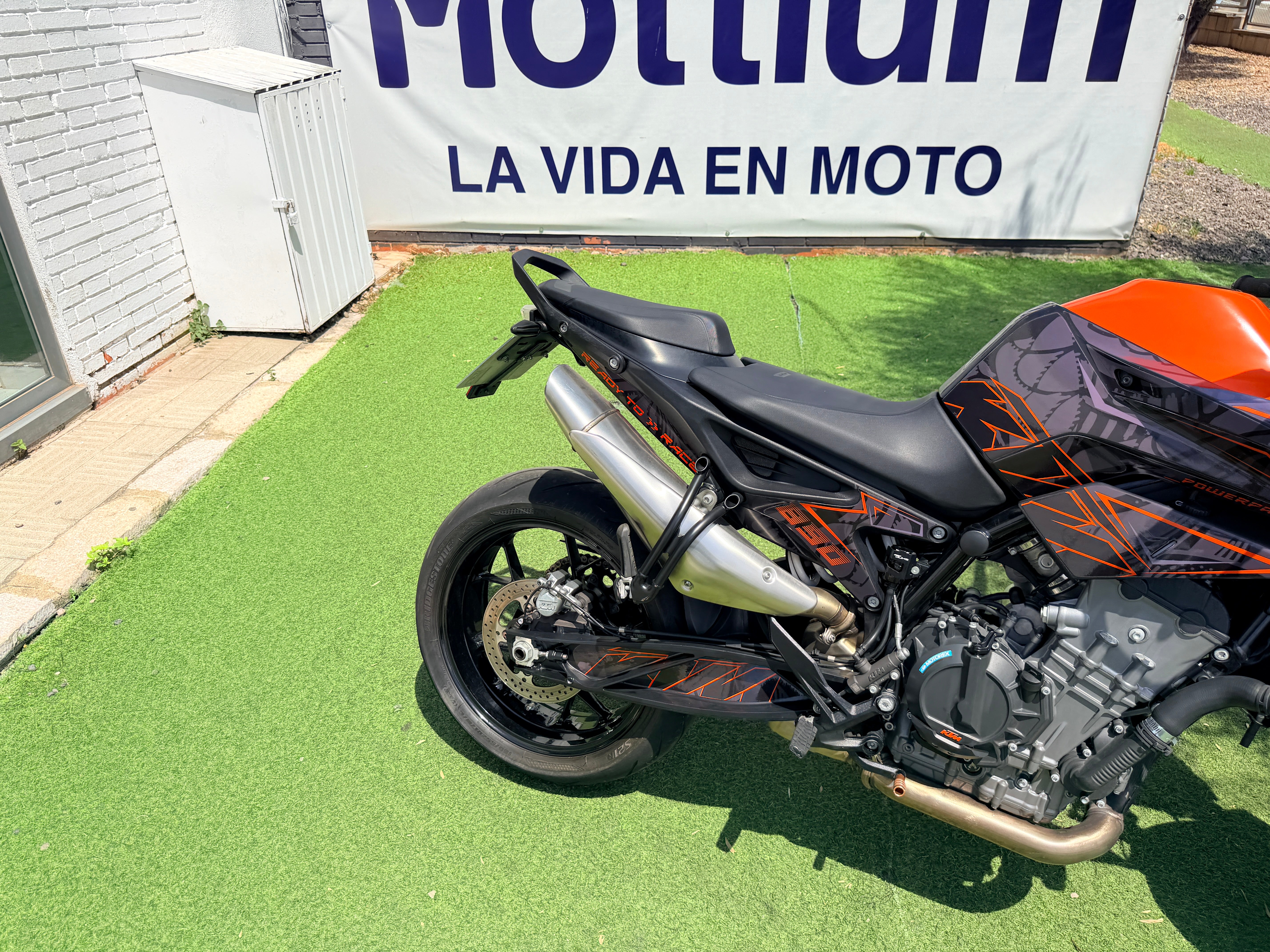 KTM 890 DUKE L (CARNET A2)