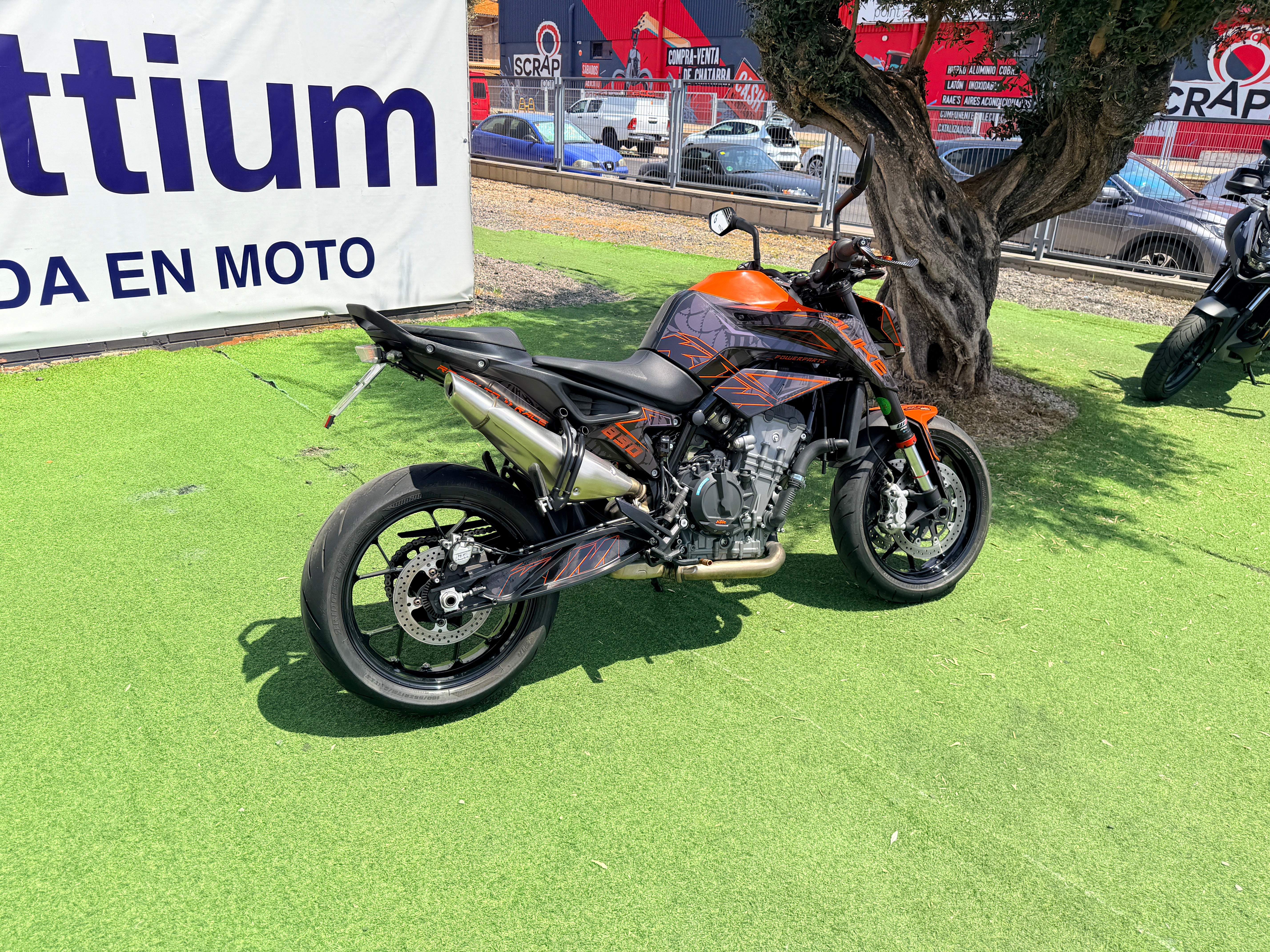 KTM 890 DUKE L (CARNET A2)