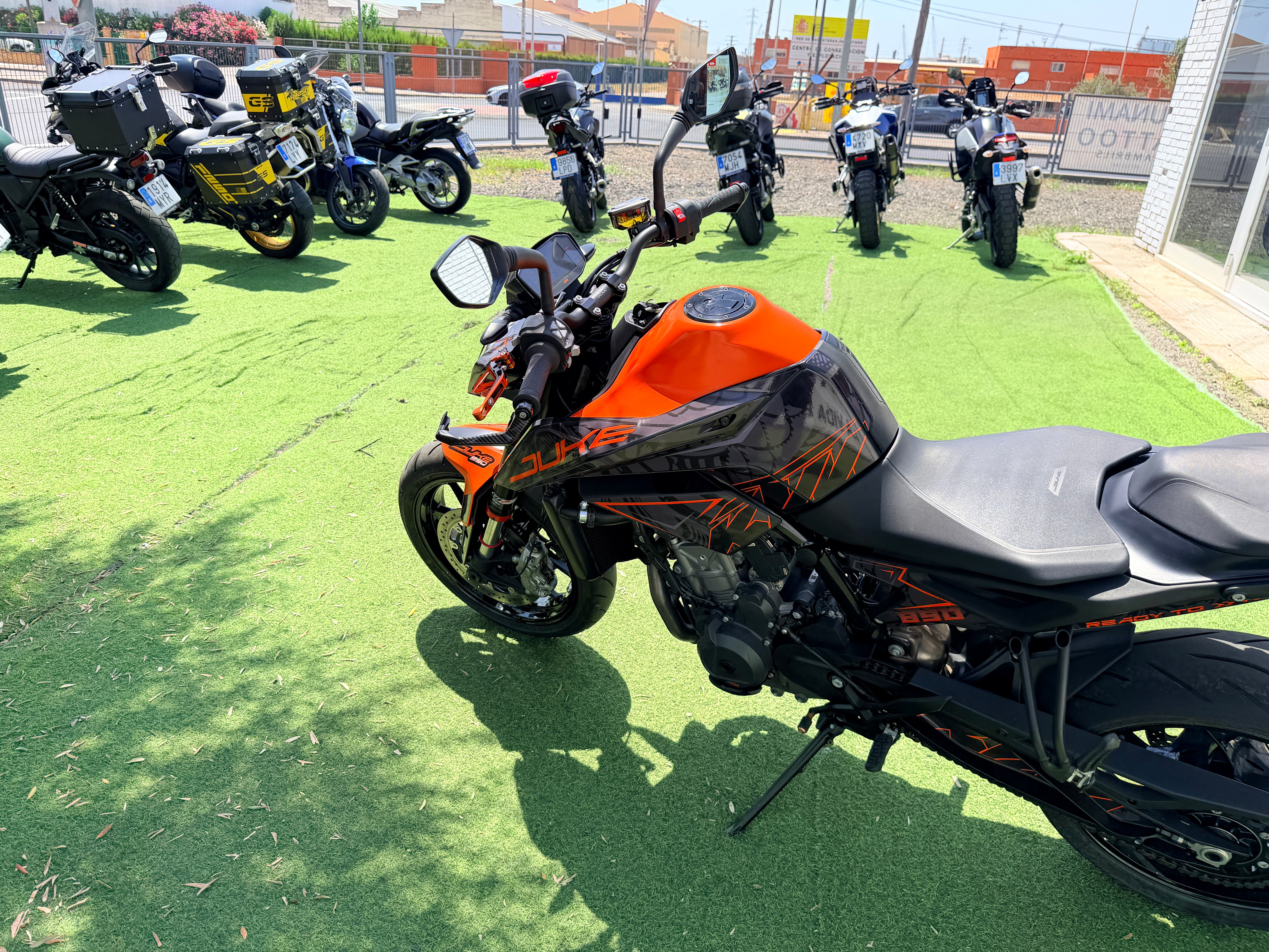 KTM 890 DUKE L (CARNET A2)