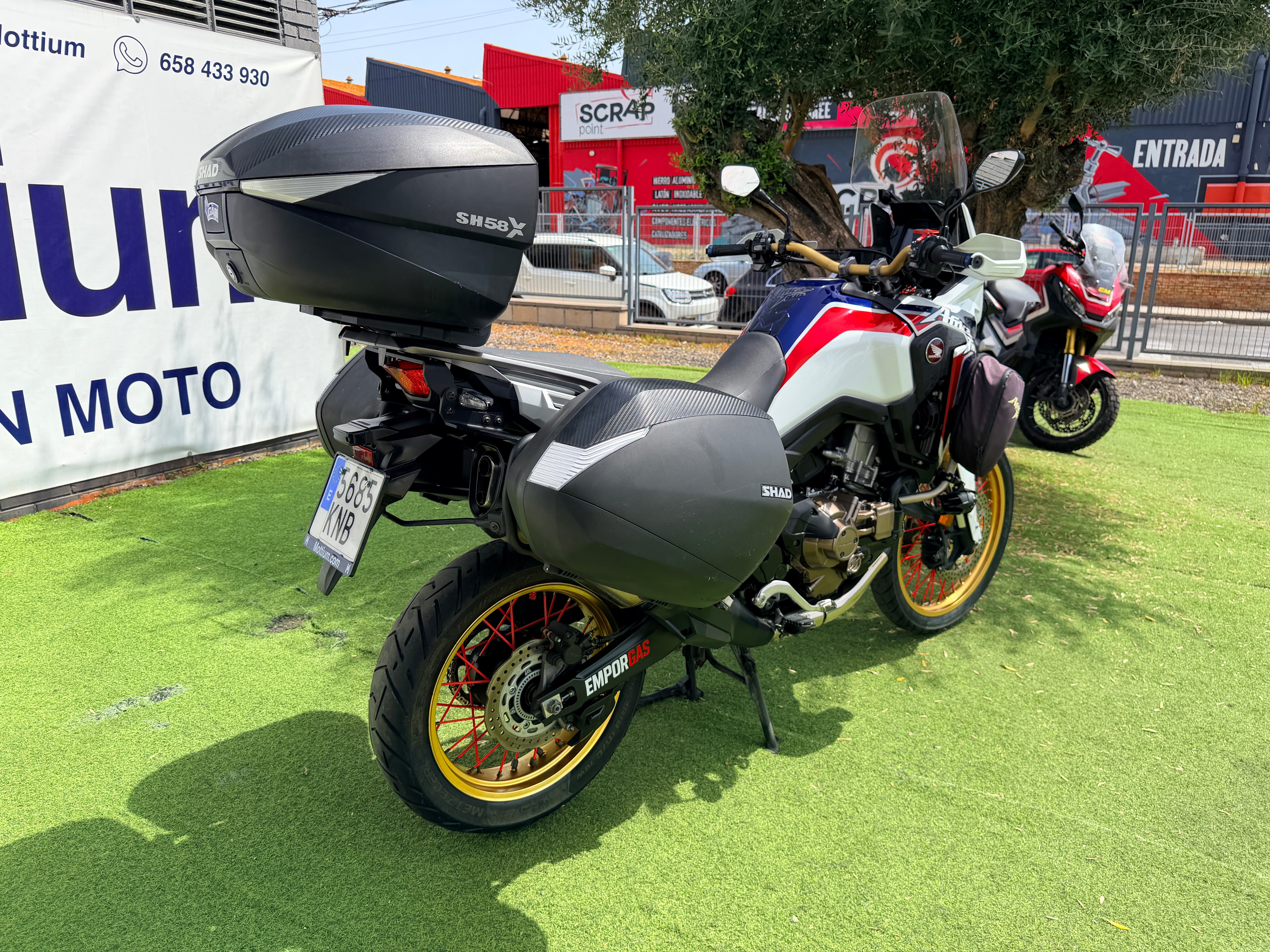 HONDA CRF1000 AFRICA TWIN DCT